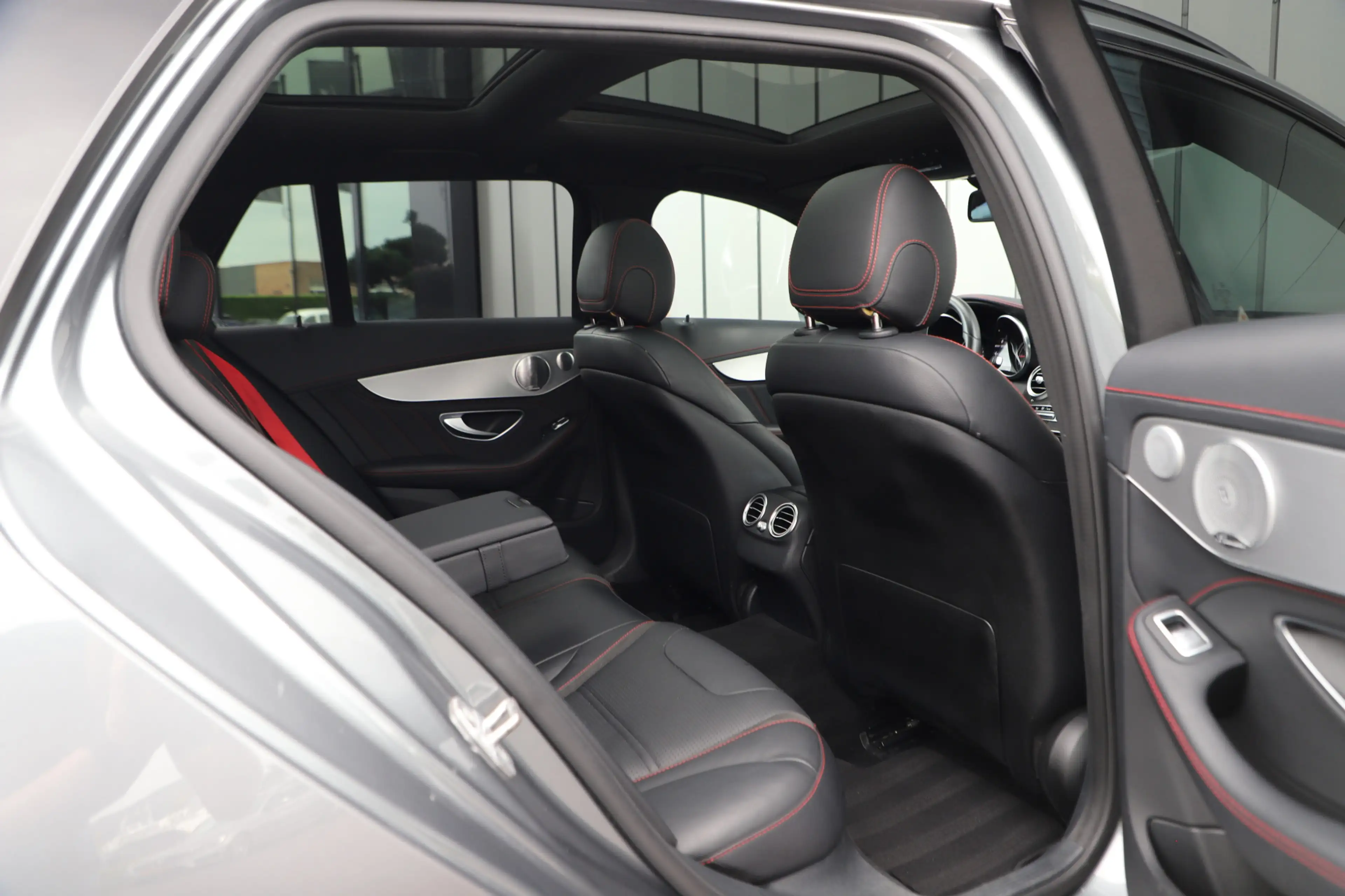 Mercedes-Benz C 43 AMG Estate 4MATIC | 367PK | Pano | Burmester | ILS | D — photo 6
