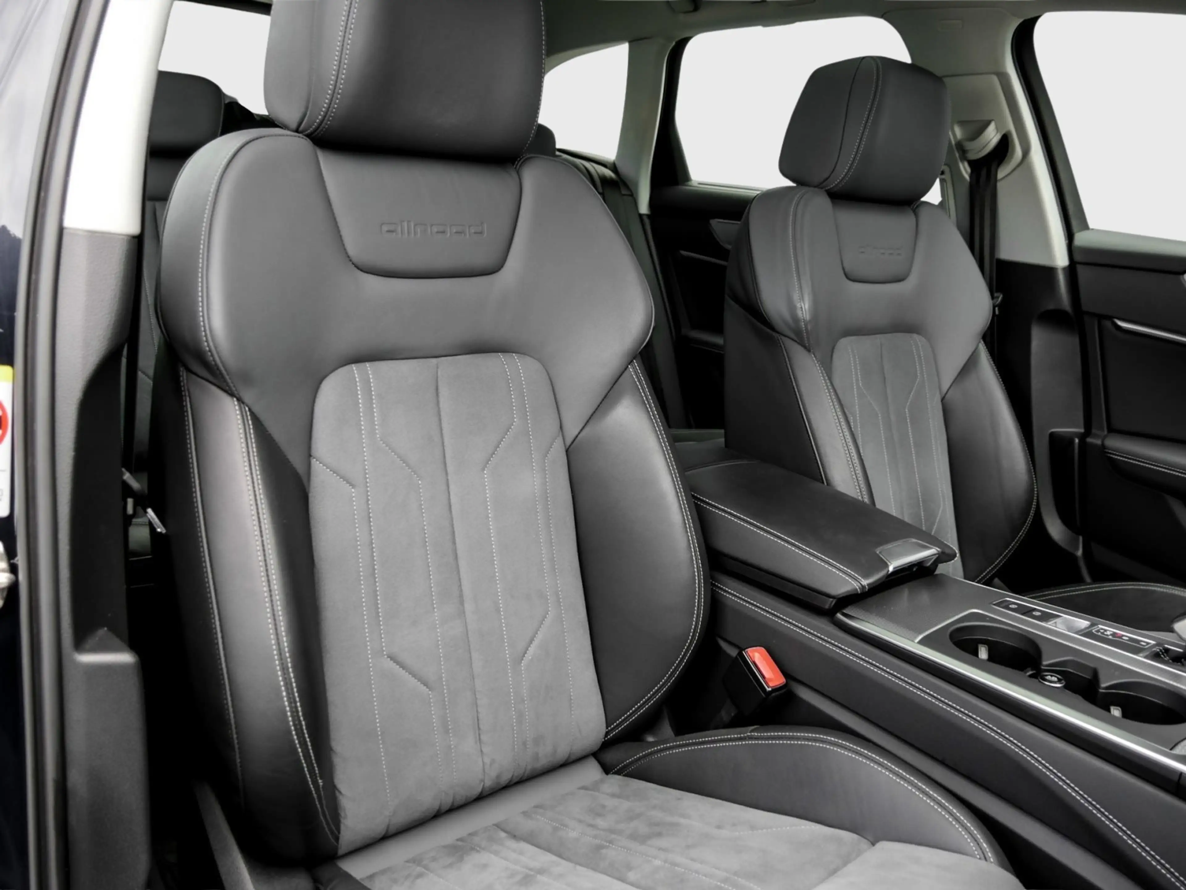 Audi A6 allroad 45 TDI HDMatrix AreaV AHK B&O Pano HuD Assistenz+ — photo 6