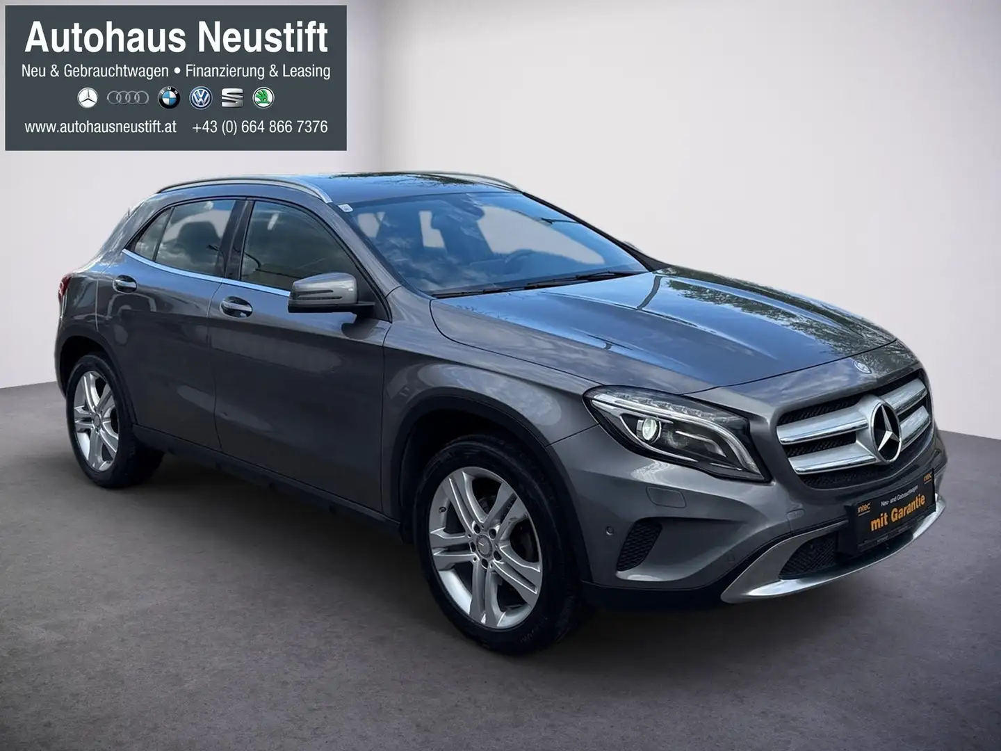 Mercedes-Benz GLA 200 GLA 200 CDI / d (156.902) Grau - 2
