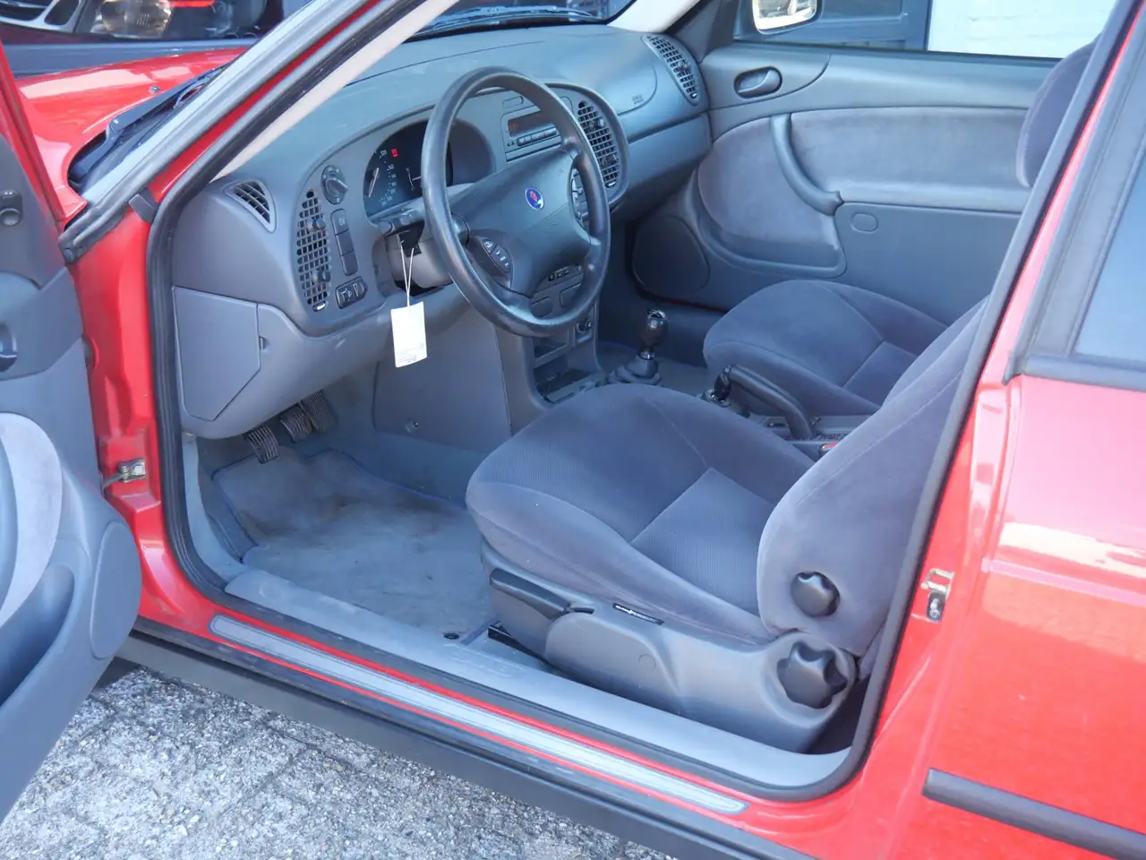 Saab 9-3 Coupé 2.0 Turbo, foto 3