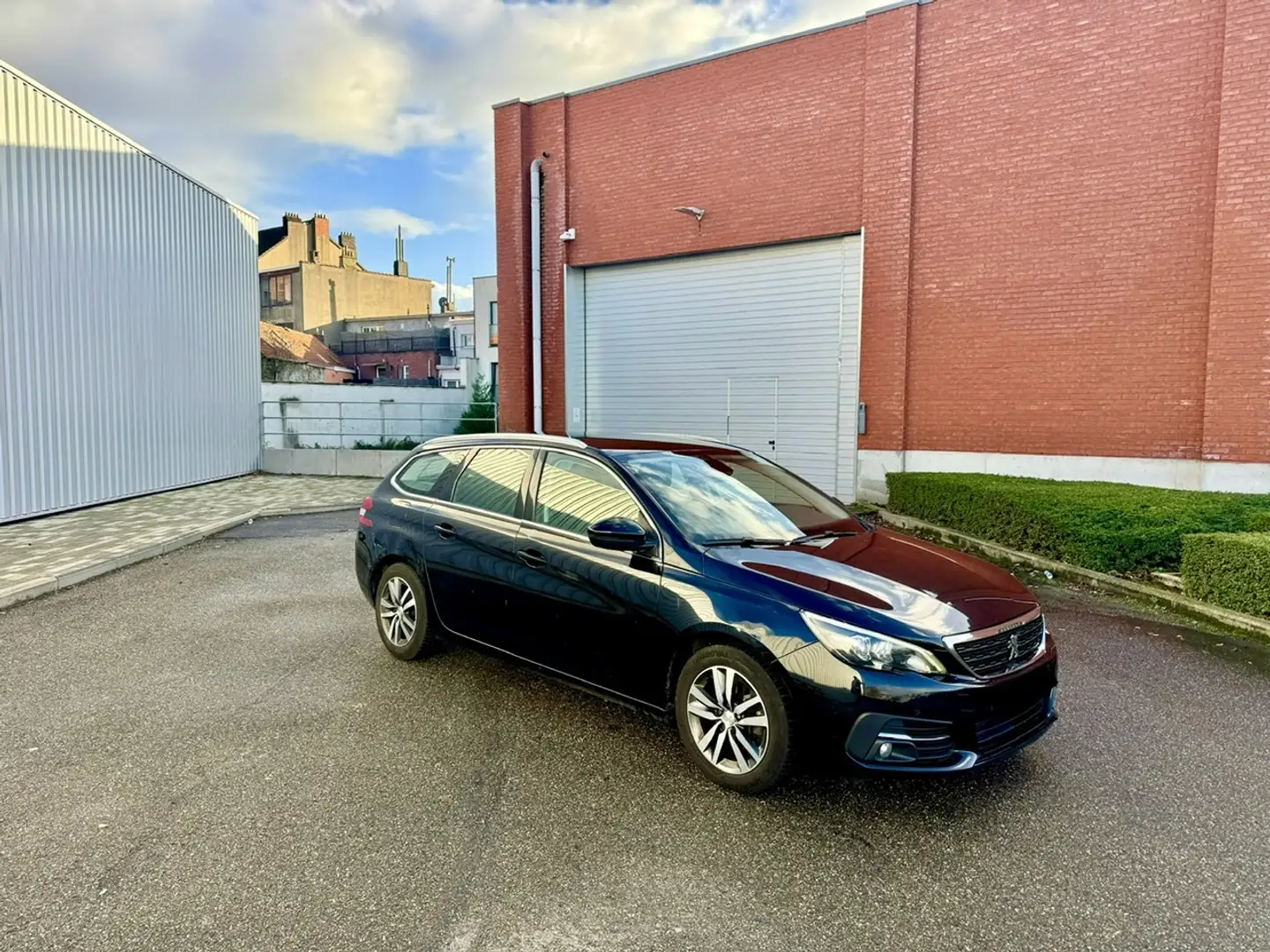 Peugeot 308 308 SW 1.5 BlueHDi Active Nero - 1