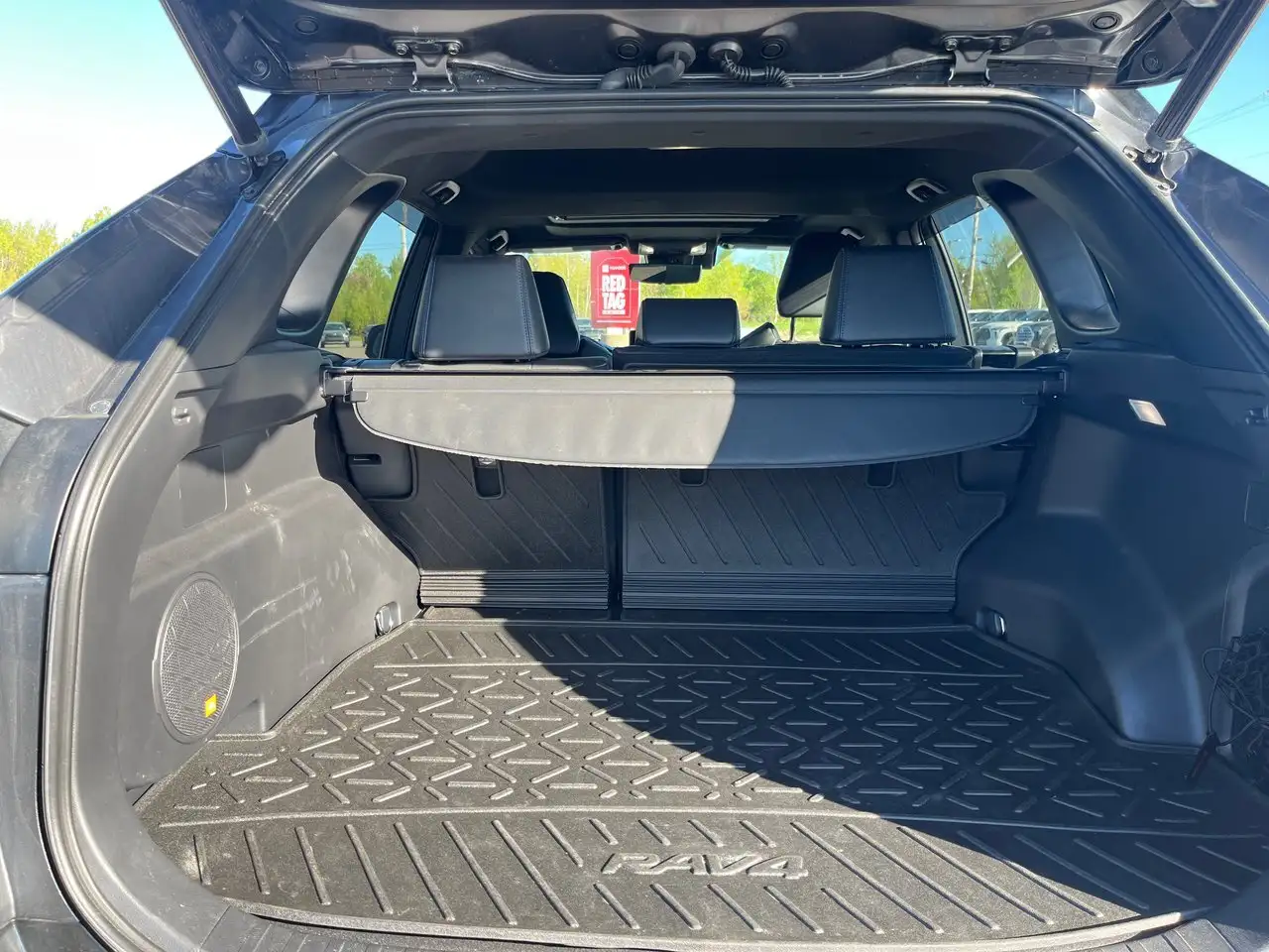 Toyota RAV 4 снимка Toyota RAV 4