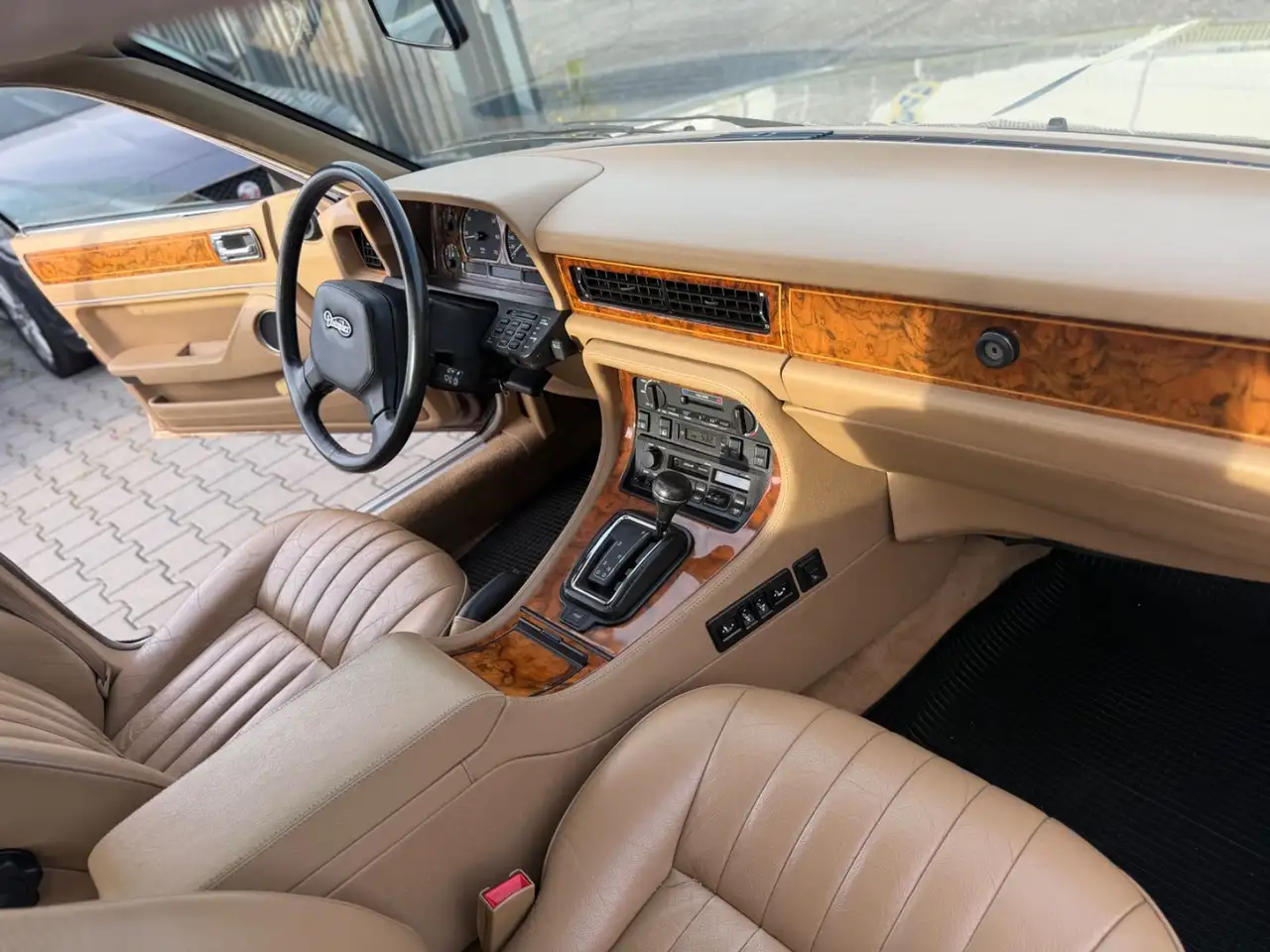 Jaguar XJ40 Automatik/Leder/H-Kennzeichen, foto 9