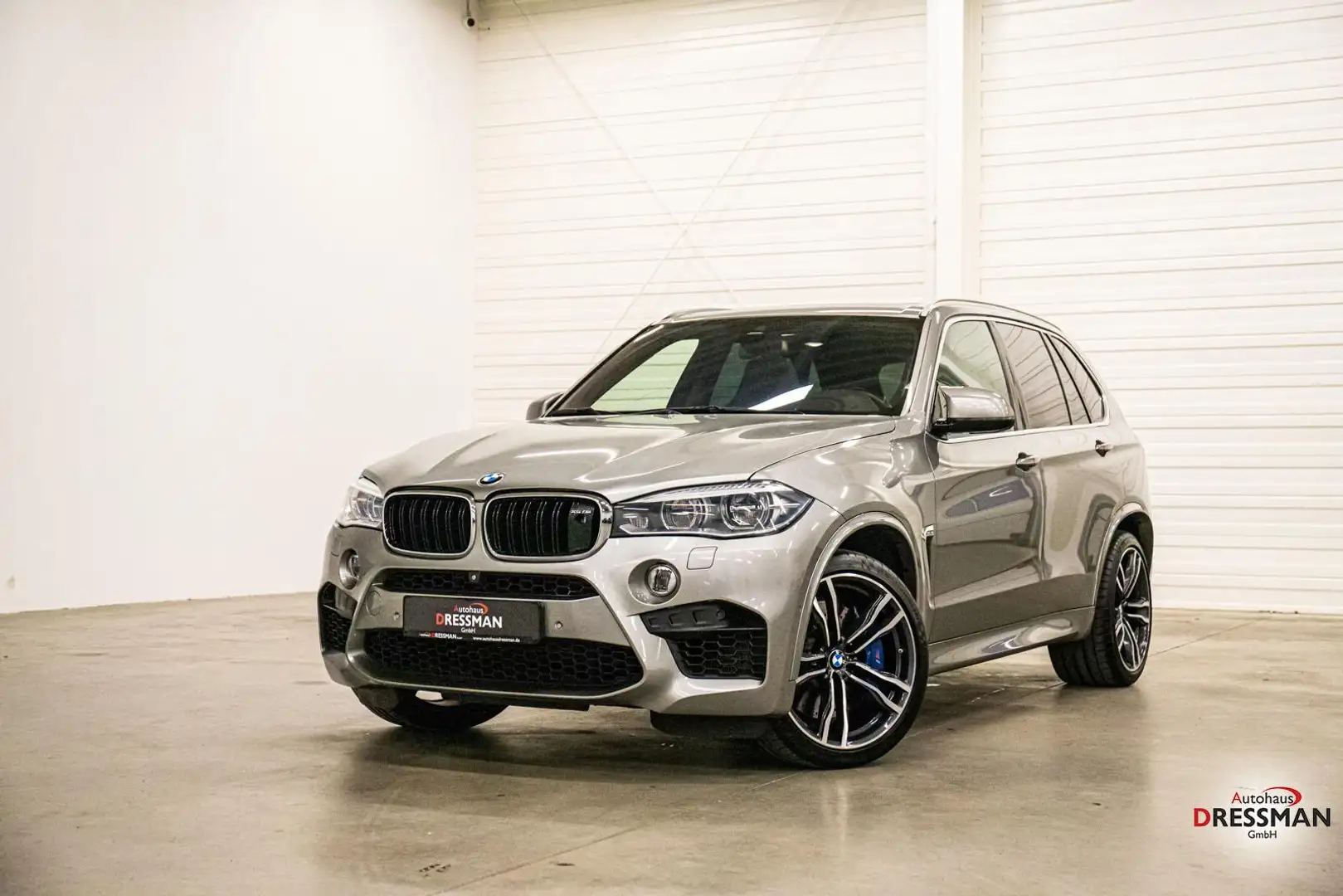 BMW X5 M V8 PANO LED B&O HuD TV STANDHZG 360° KAMERA Gris - 1