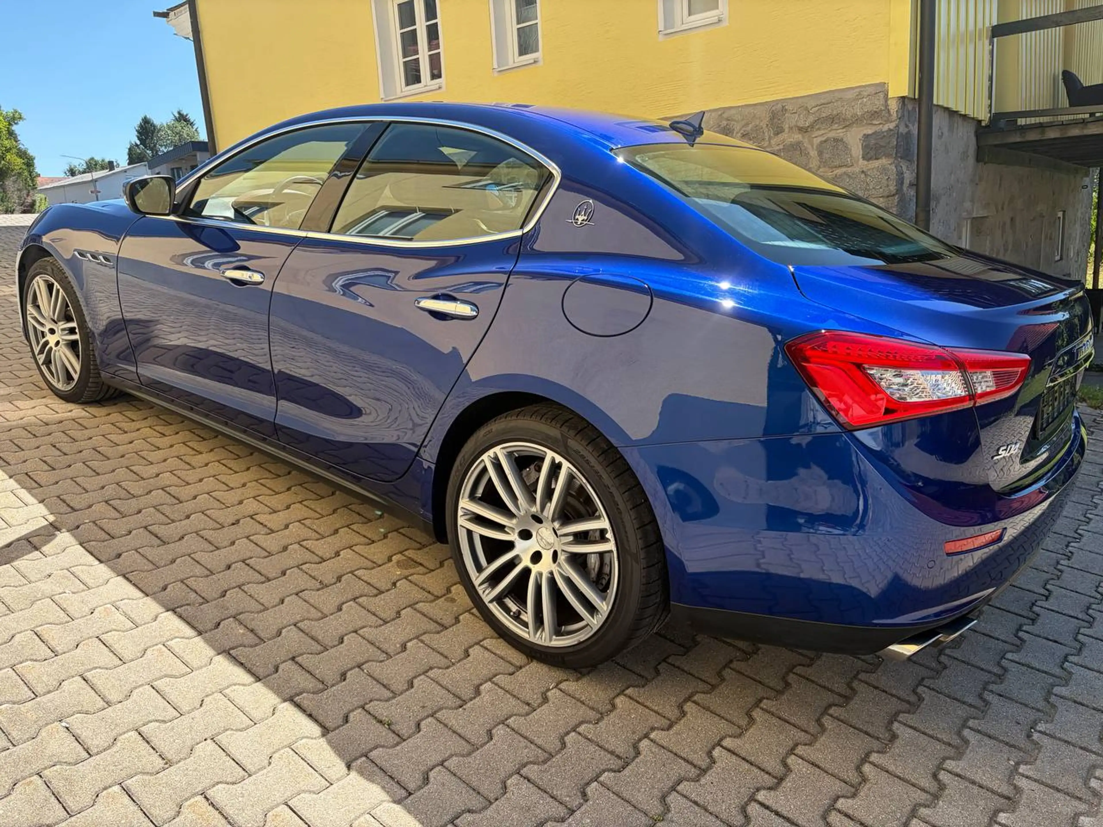Maserati Ghibli SQ4 — photo 4