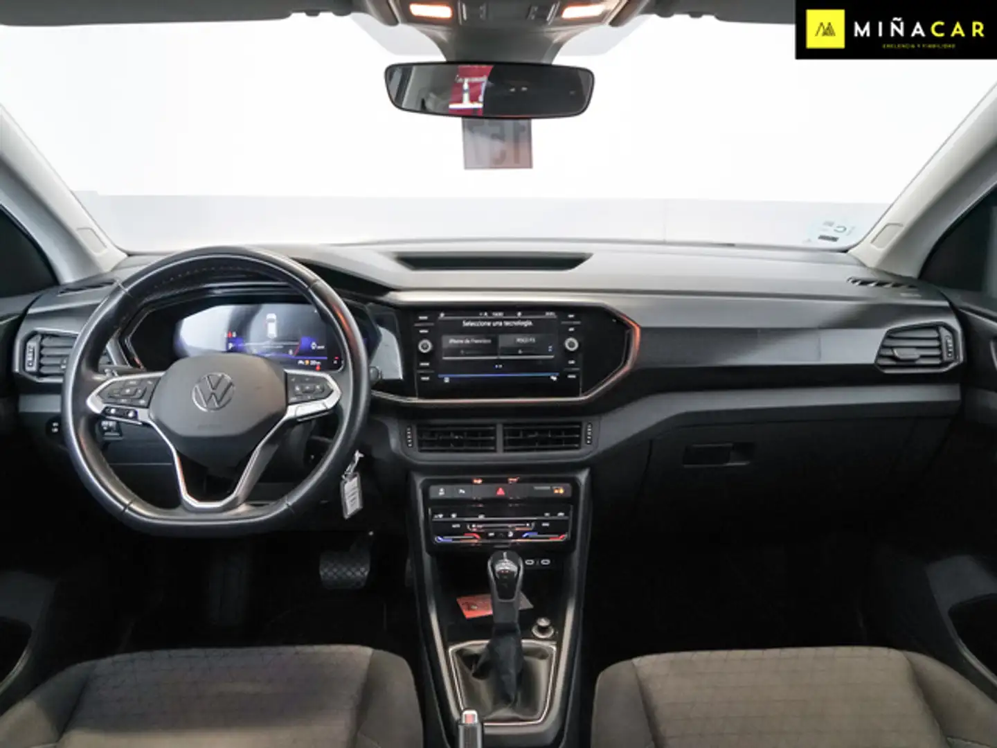 Volkswagen T-Cross 1.0 TSI Advance DSG7 81kW Gris - 2