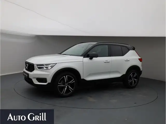 Volvo XC40 XC 40 T3 R-Design HarmanKardon LEDLicht, Rfkam