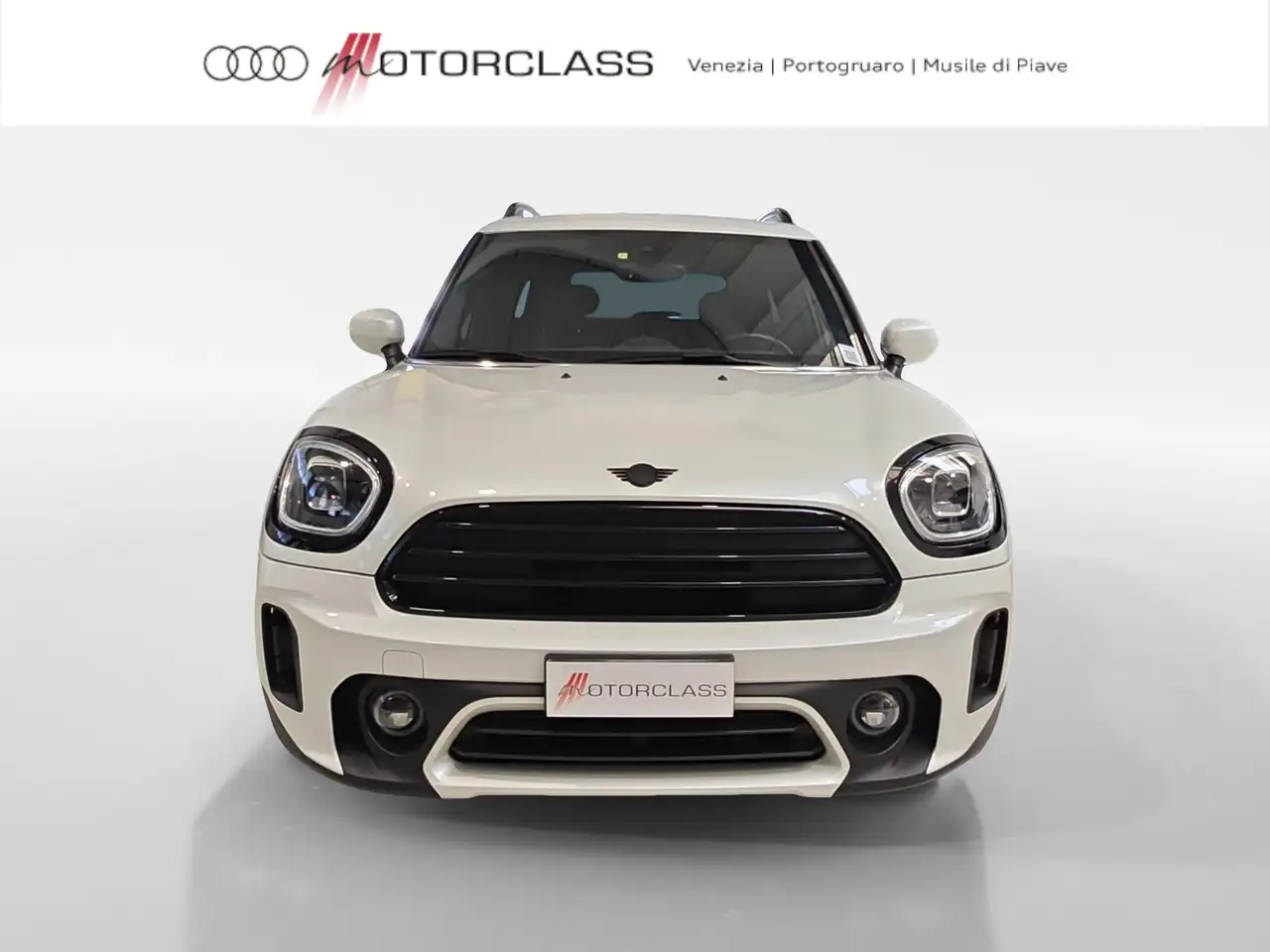 MINI Cooper D Countryman 2.0 Cooper D Business Auto 8