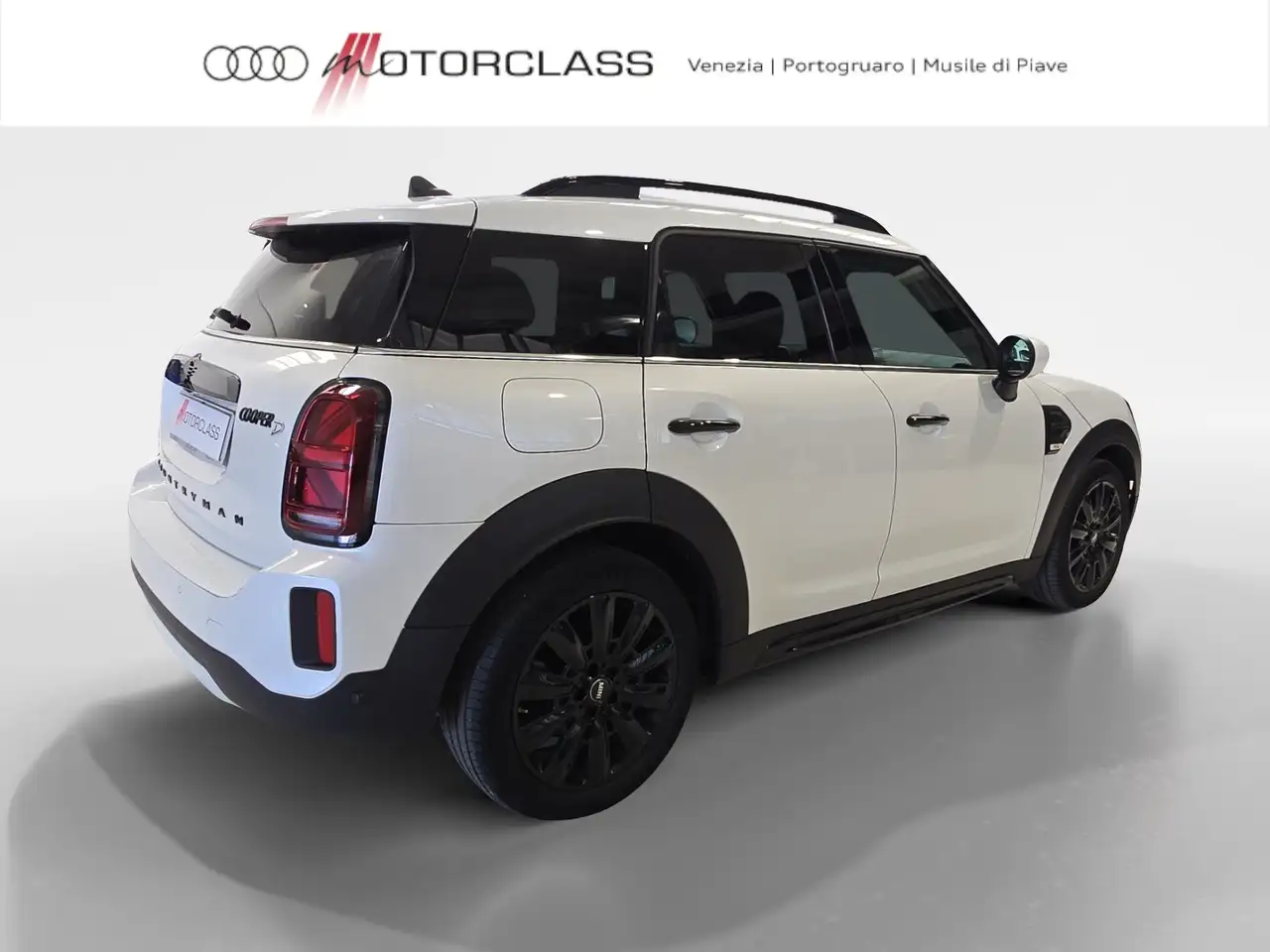 MINI Cooper D Countryman 2.0 Cooper D Business Auto 5