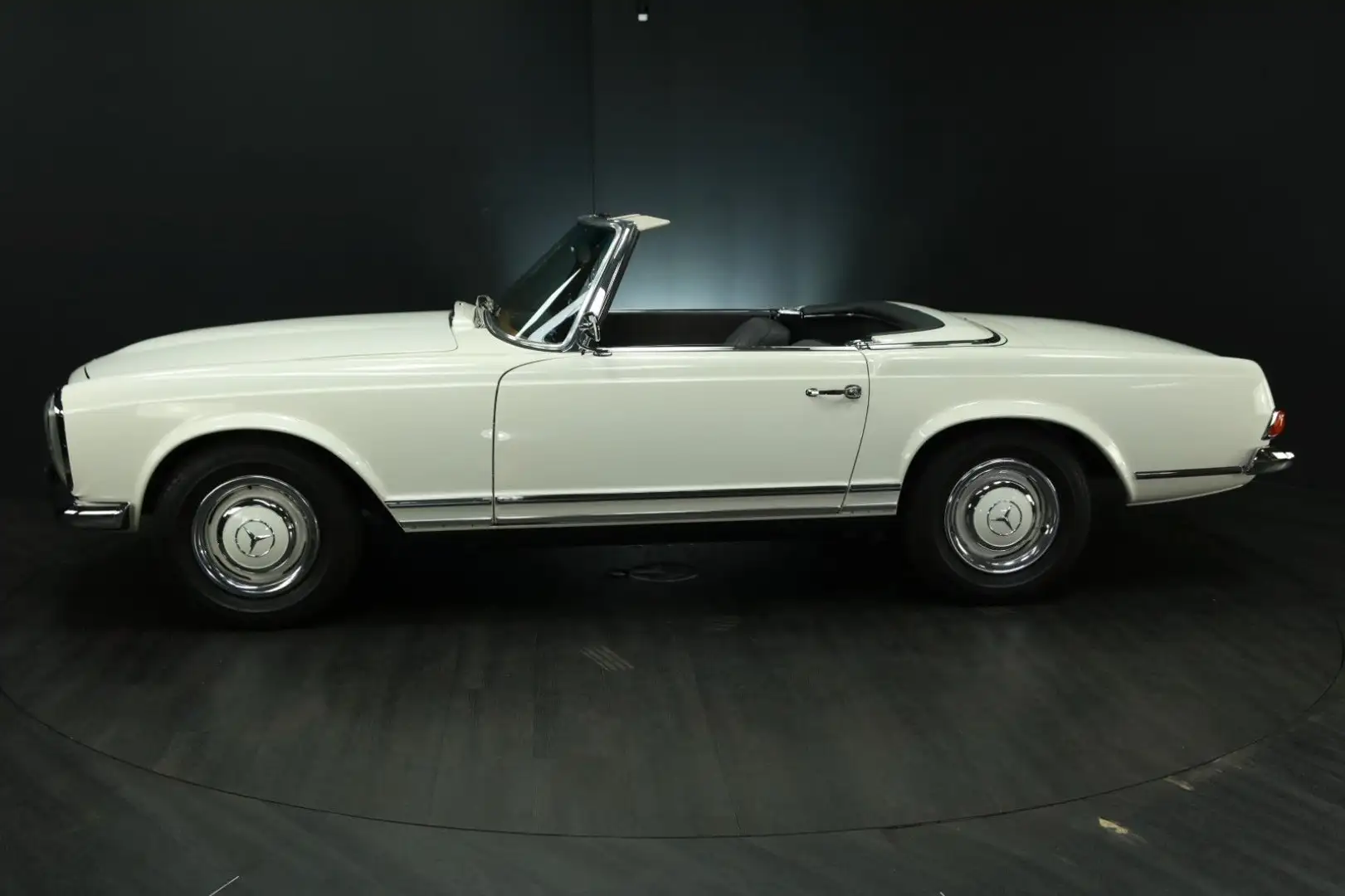 Mercedes-Benz 230 SL "Pagode", 4-Gang & Servo ! Restauriert !! Blanco - 2