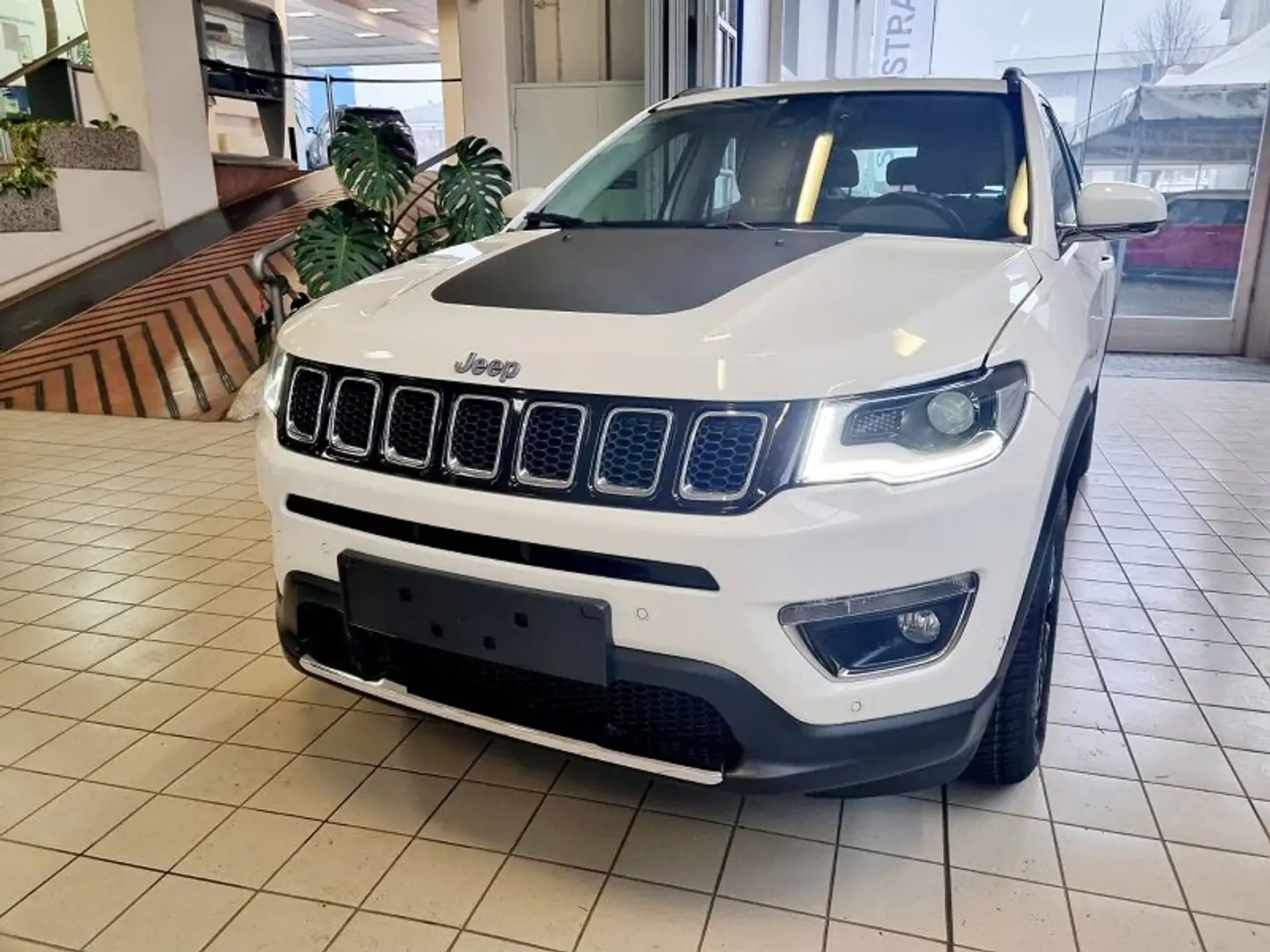 Jeep Compass 1.3 turbo t4 phev Black Edition Limited 4xe at6 Weiß - 2