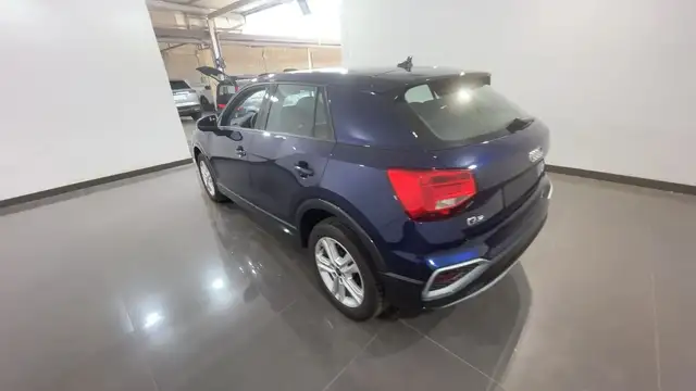 Audi Q2 view 4
