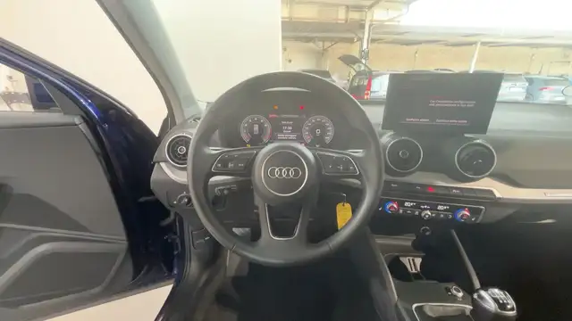 Audi Q2 view 17