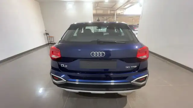 Audi Q2 view 6