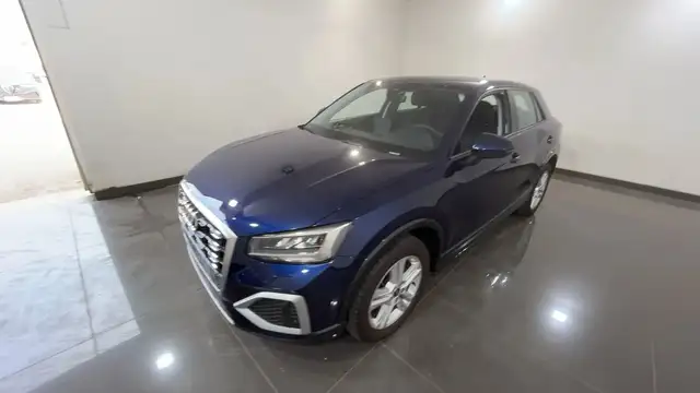 Audi Q2 view 3