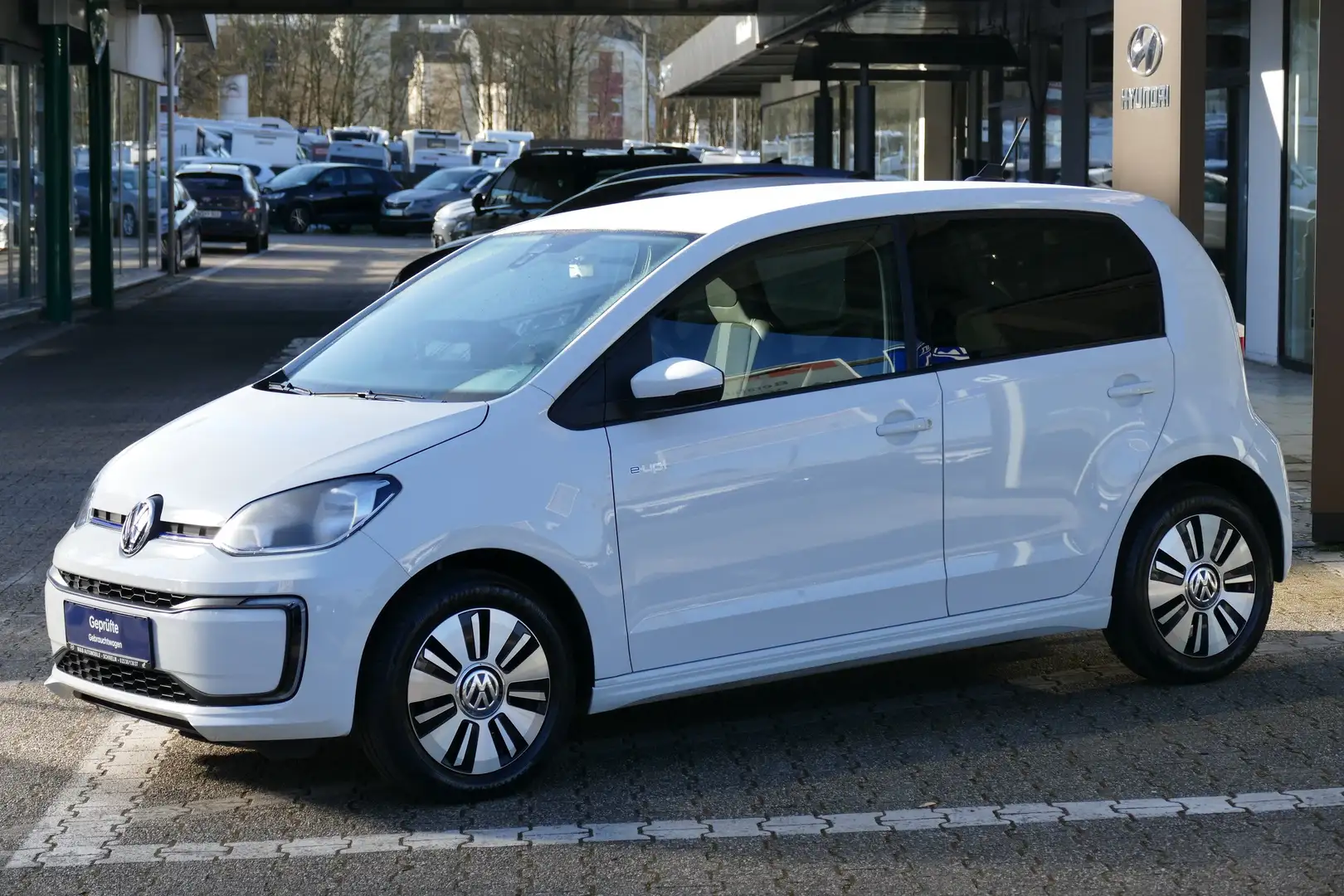 Volkswagen up! e-up!*KAMERA*PDC*SITZHZG*ALU* Wit - 1