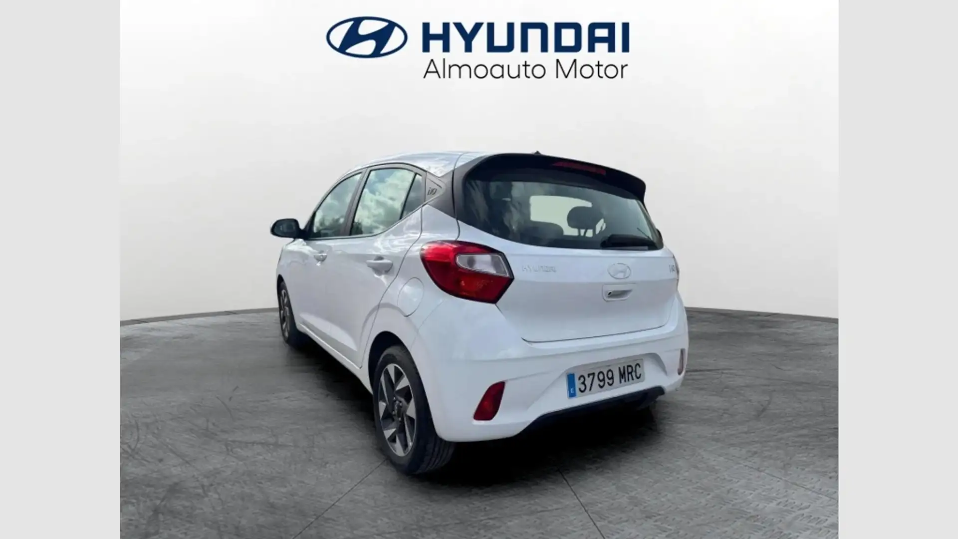 Hyundai i10 1.0 MPI Klass Wit - 2