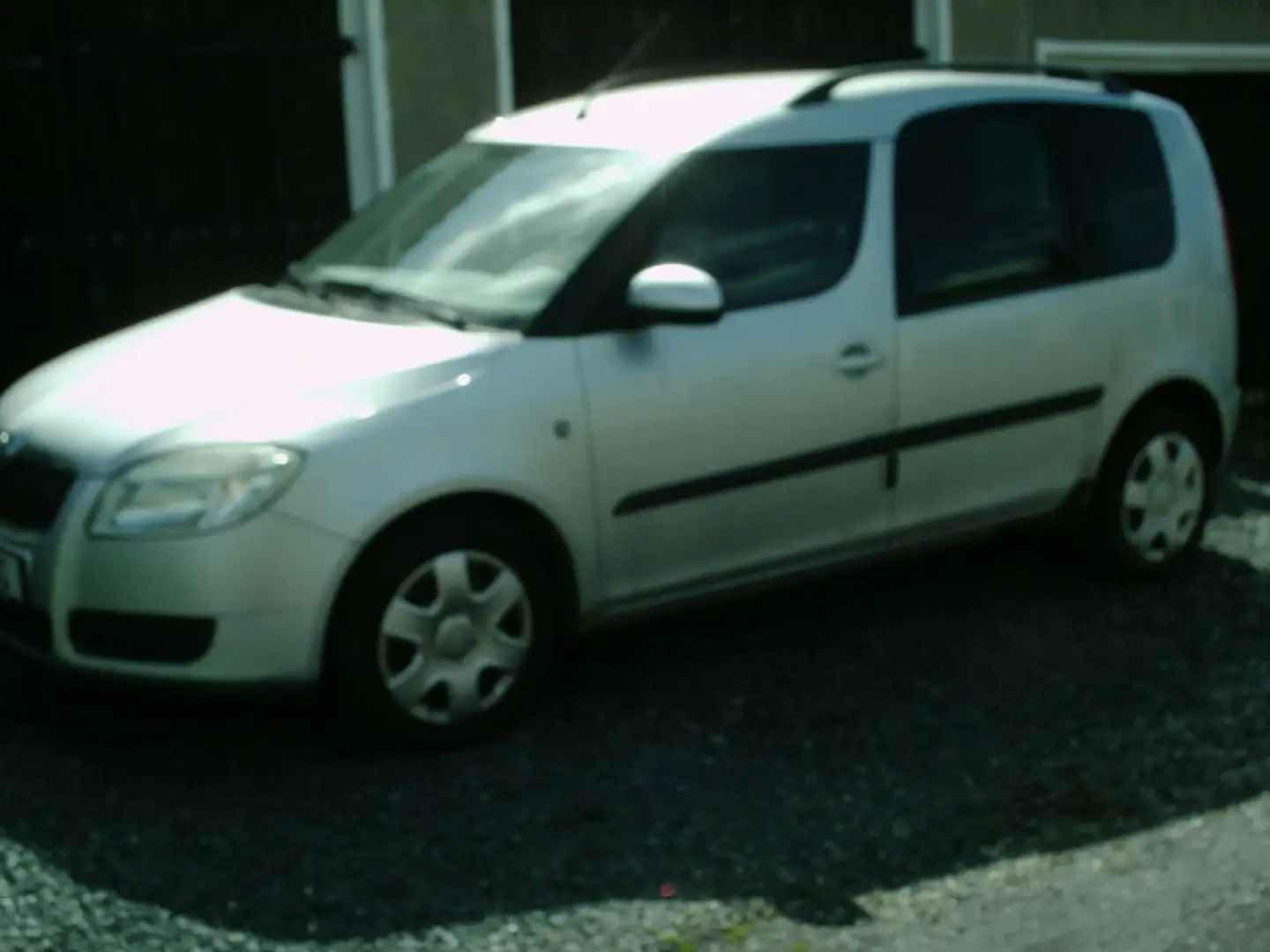Skoda Roomster Roomster 1.4 16V Stříbrná - 2