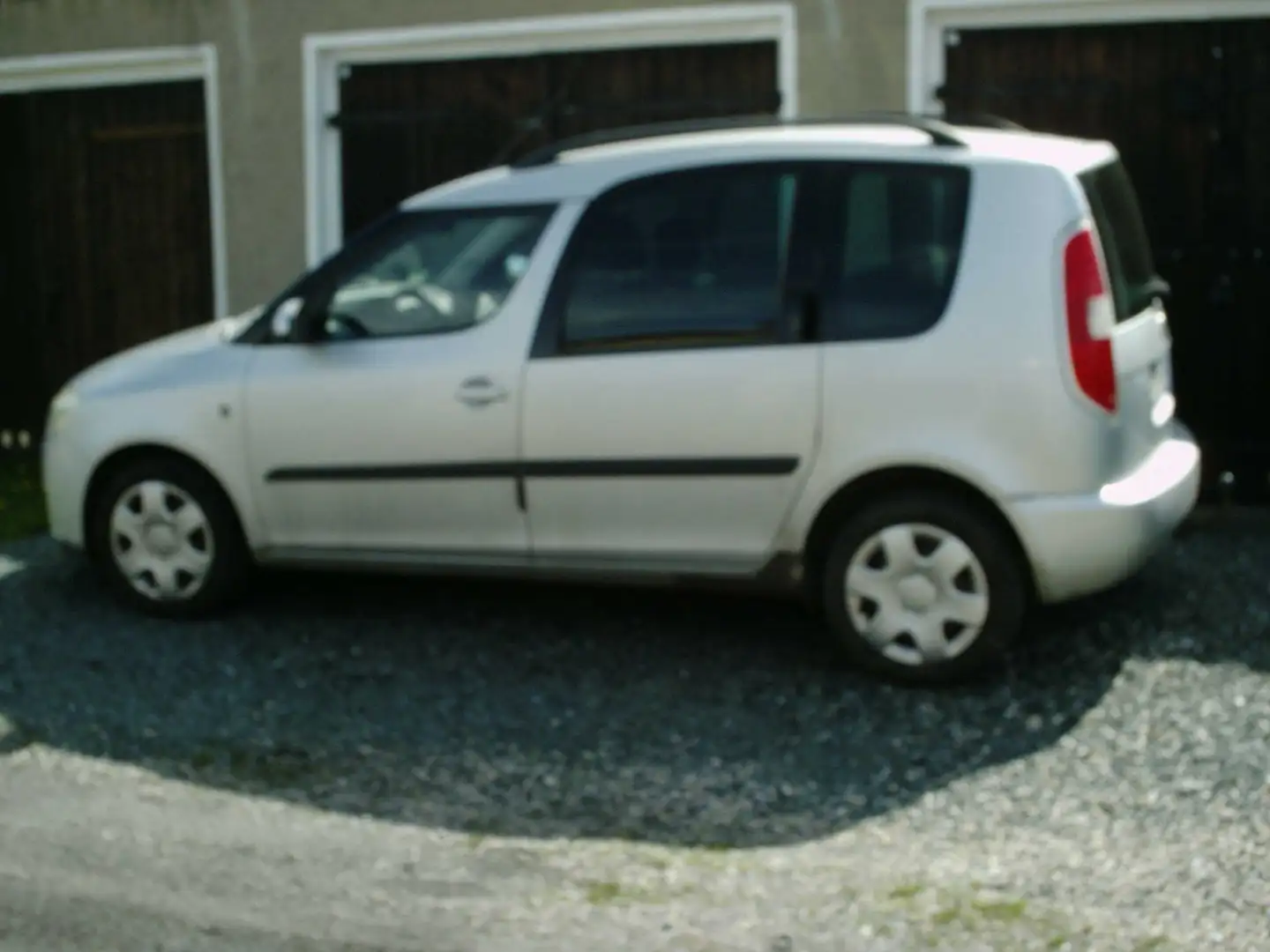 Skoda Roomster Roomster 1.4 16V Stříbrná - 1
