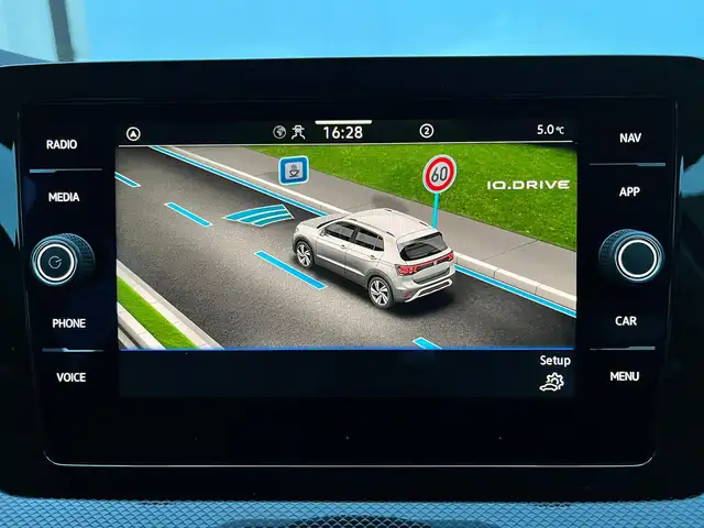 Volkswagen T-Cross view 14