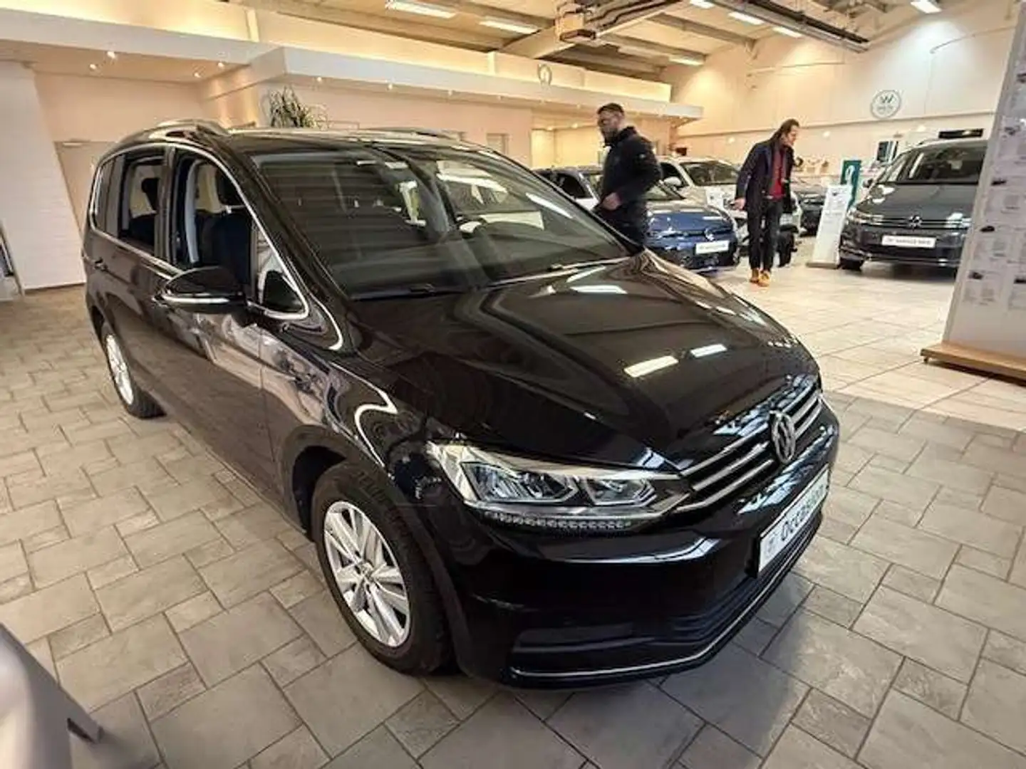 Volkswagen Touran Highline 2.0 TDI DSG7 110KW-150CV - Première Main Zwart - 2