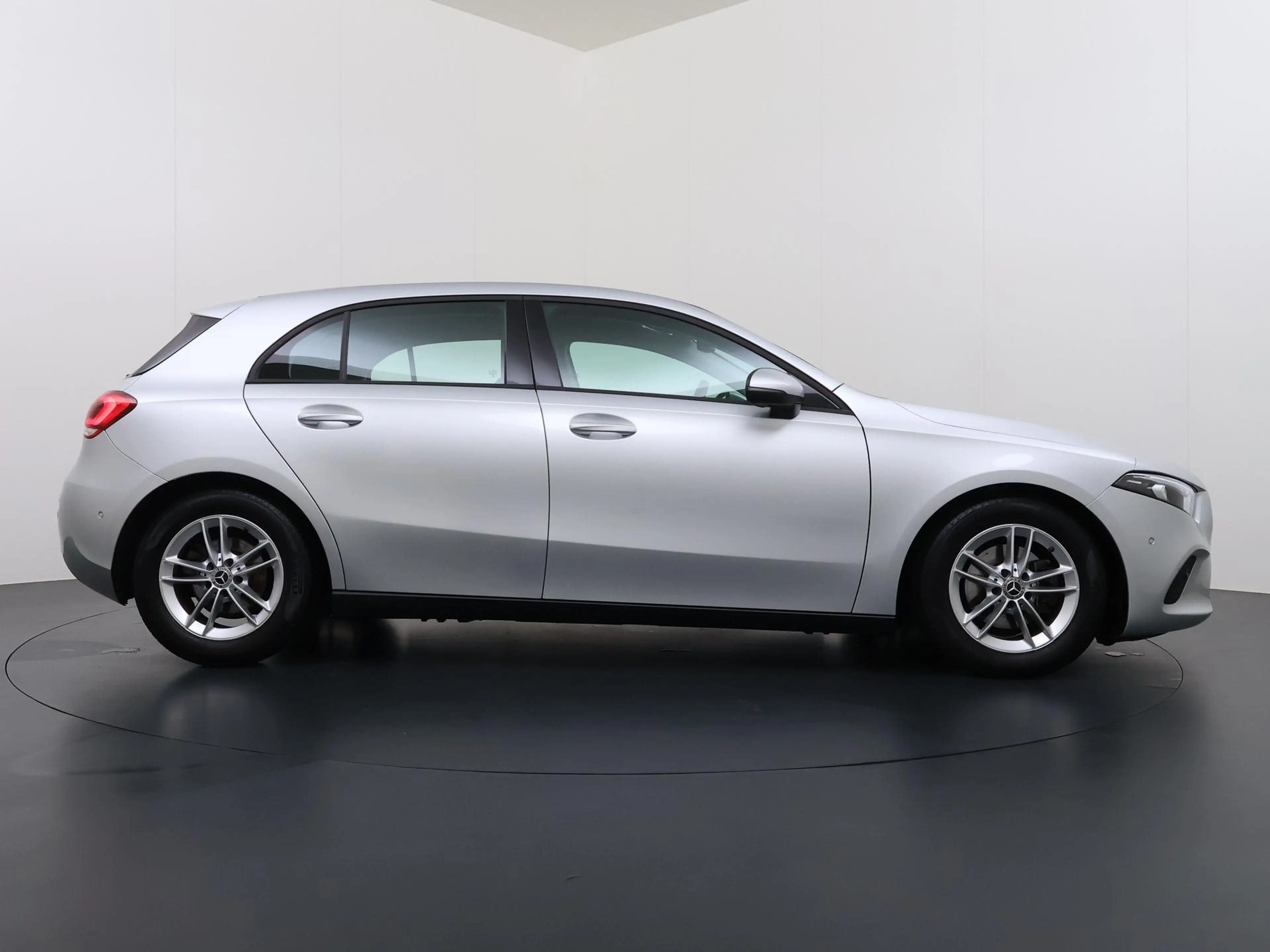 Mercedes-Benz A 180 Business Solution | Achteruitrij Camera | DAB+ Rad — photo 10