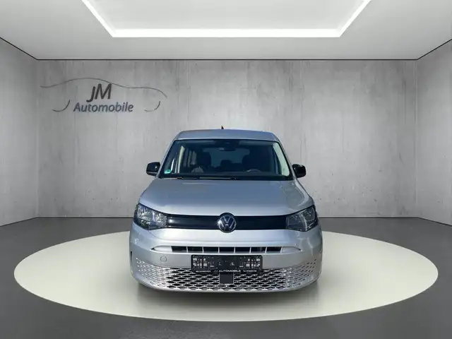Volkswagen Caddy view 2