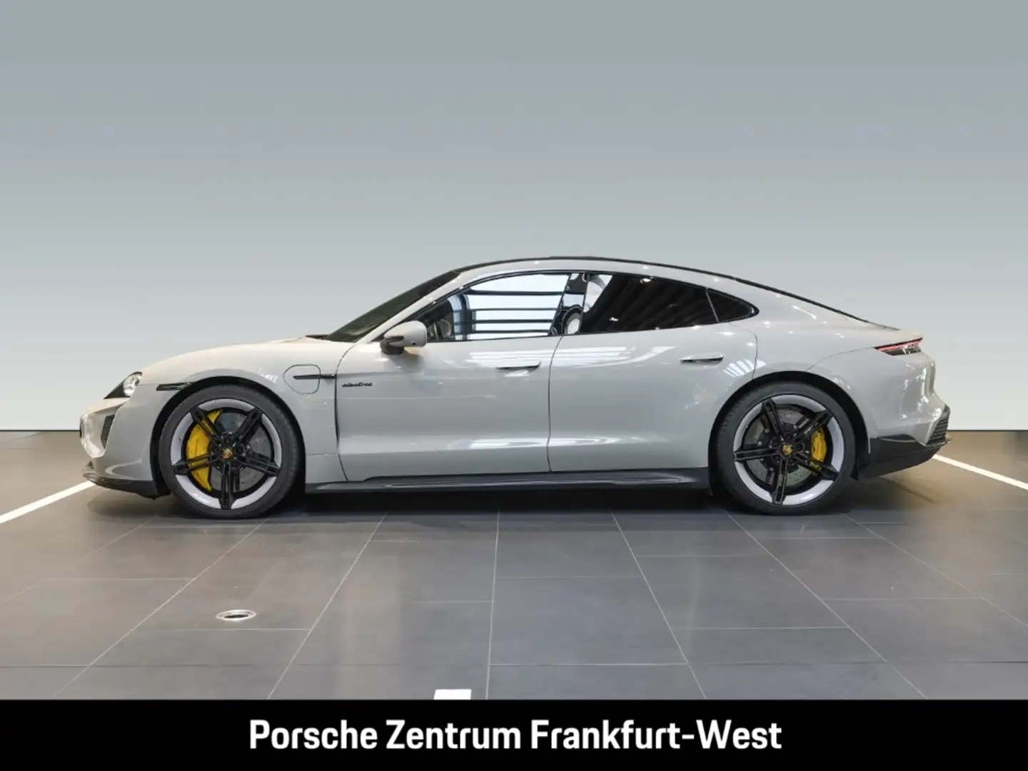 Porsche Taycan Turbo S Bianco - 2