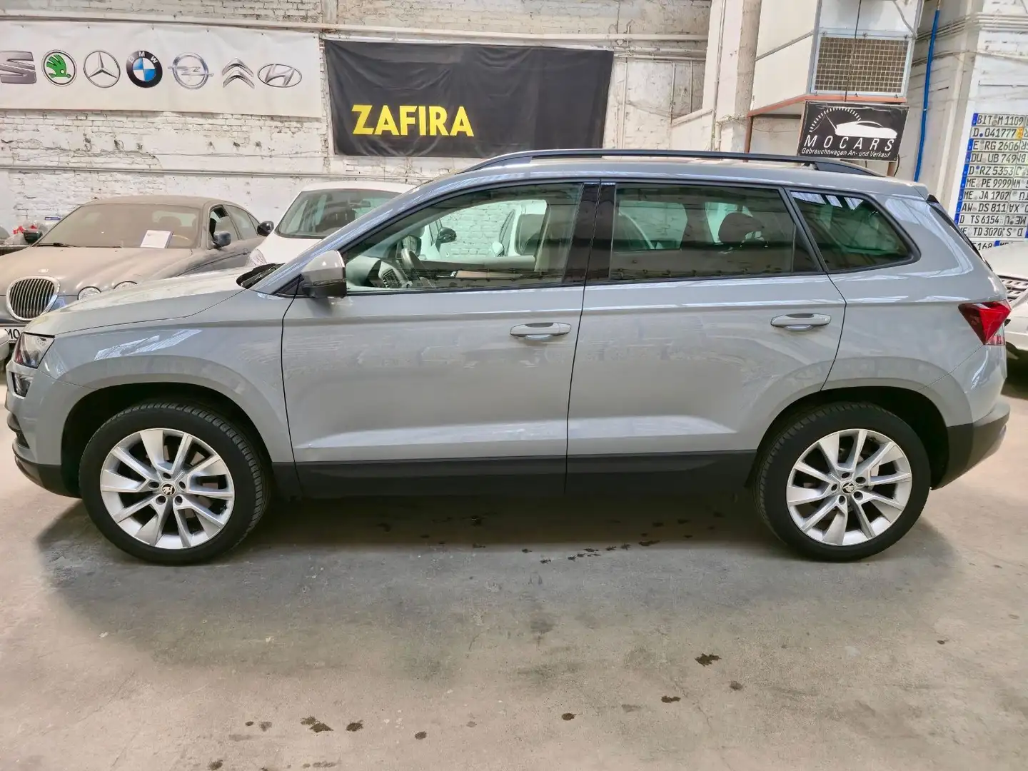 Skoda Karoq Ambition *2.Hand*Top Zustand* Grau - 2