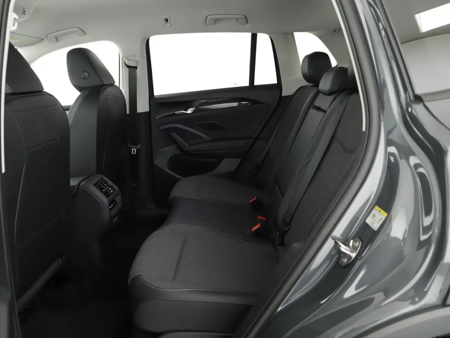 Volkswagen Tiguan Friends TDI 4MOTION DSG Grau - 2