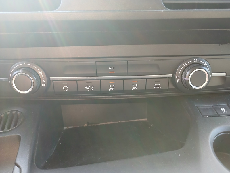Peugeot Partner 1.6 BlueHDI Premium Long — photo 13