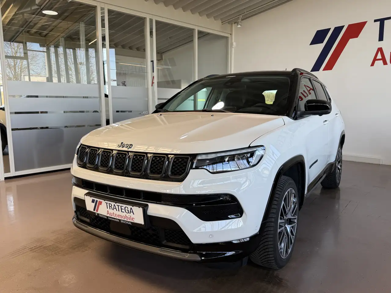 Jeep Compass Summit Plug-In Hybrid 4xe Pano 360° ACC 4