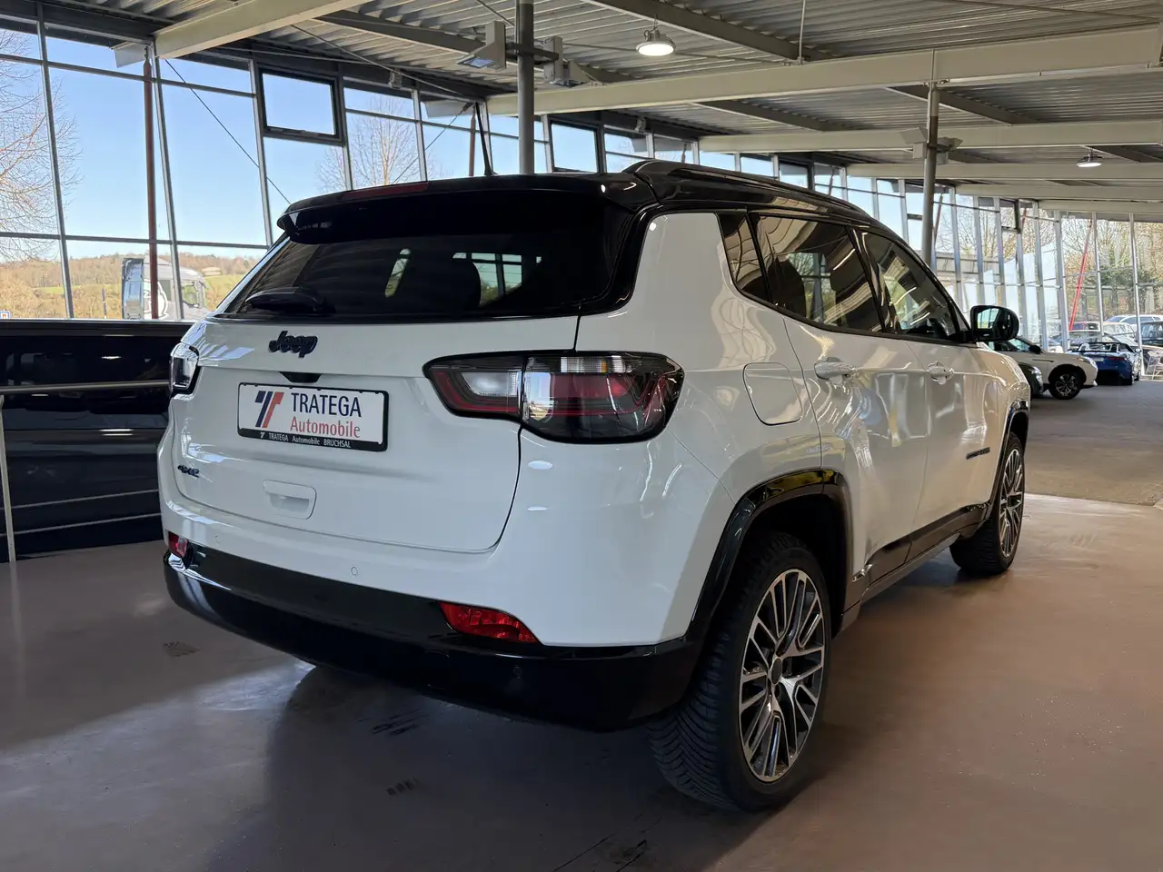 Jeep Compass Summit Plug-In Hybrid 4xe Pano 360° ACC 8