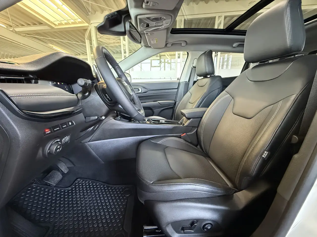 Jeep Compass Summit Plug-In Hybrid 4xe Pano 360° ACC 15