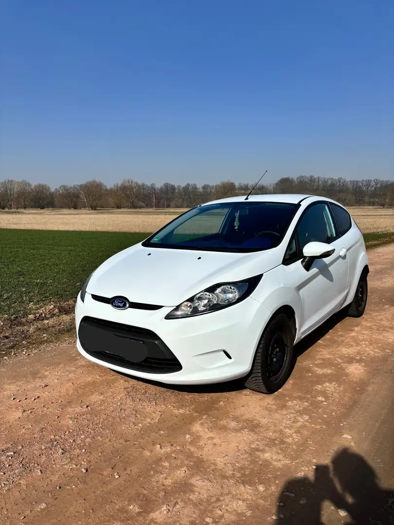 Ford Fiesta Trend Weiß - 1