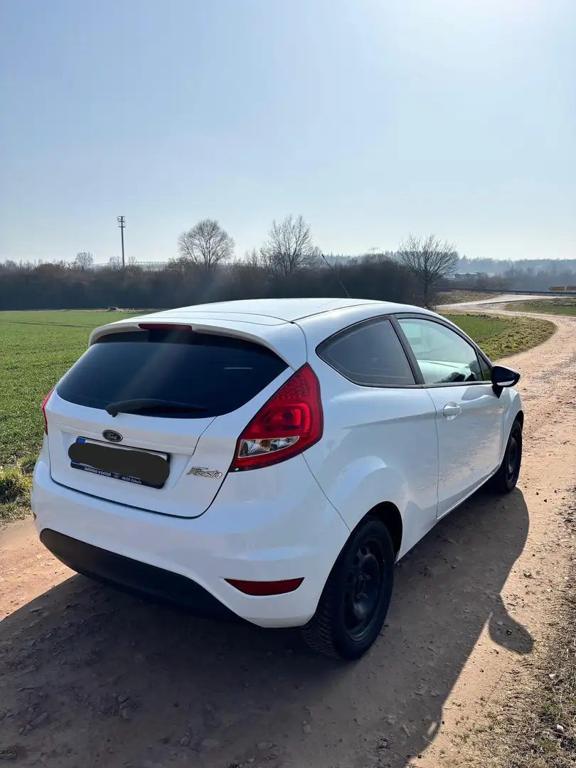 Ford Fiesta Trend Weiß - 2