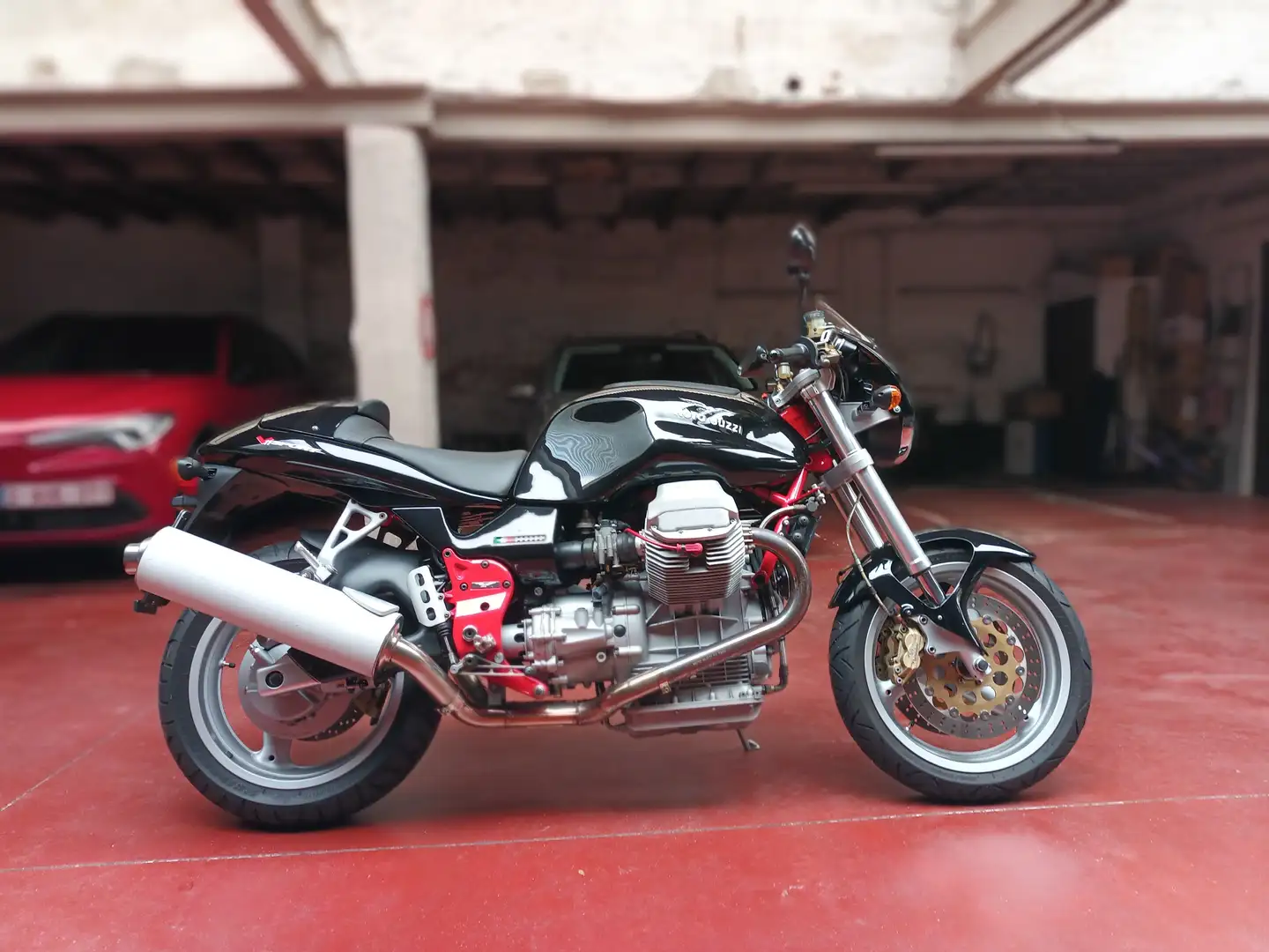 Moto Guzzi V 11 Schwarz - 2