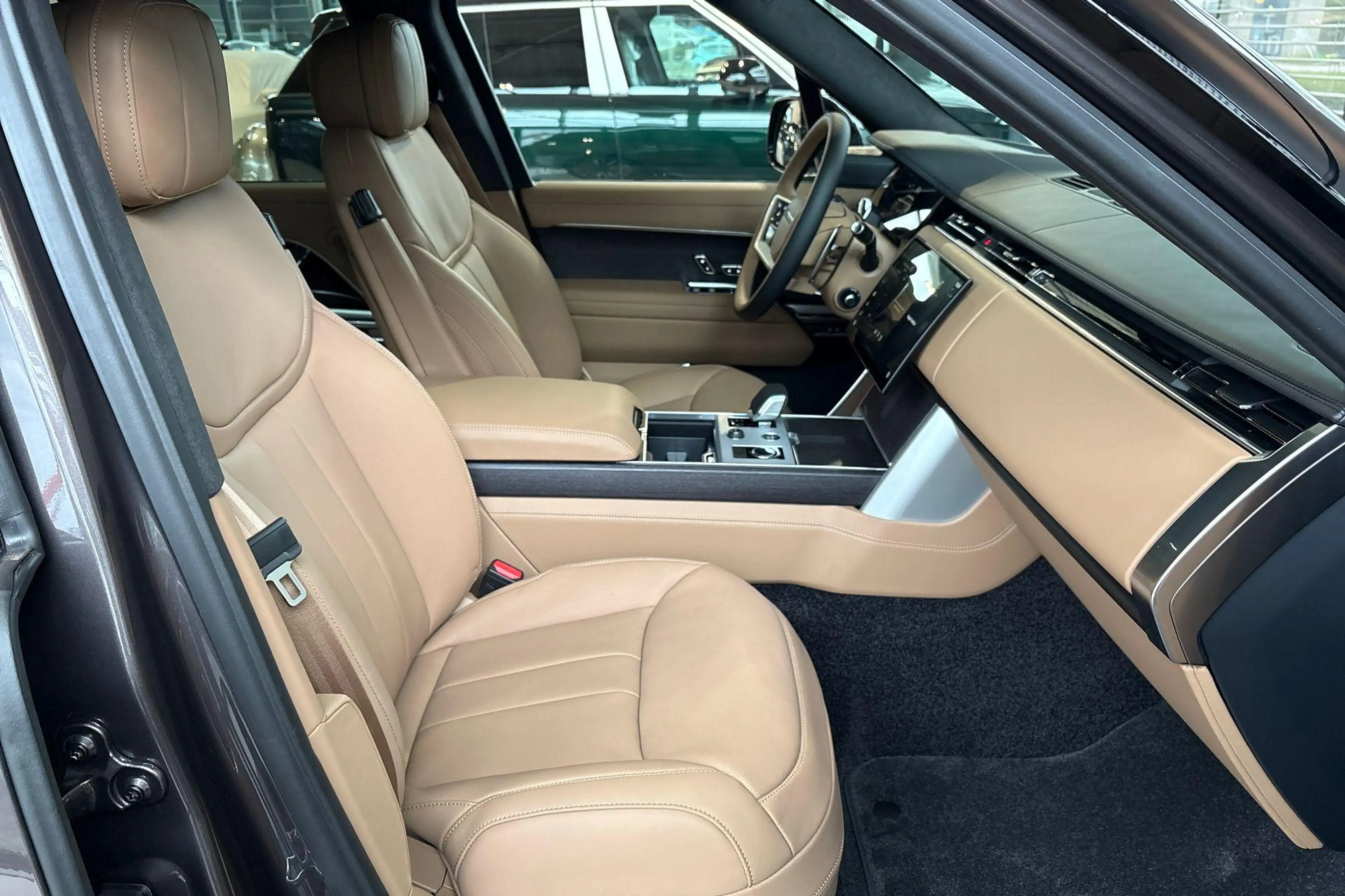 Land Rover Range Rover P460e Westminster Edition | PREMIUM PACK | TOW PAC — photo 3