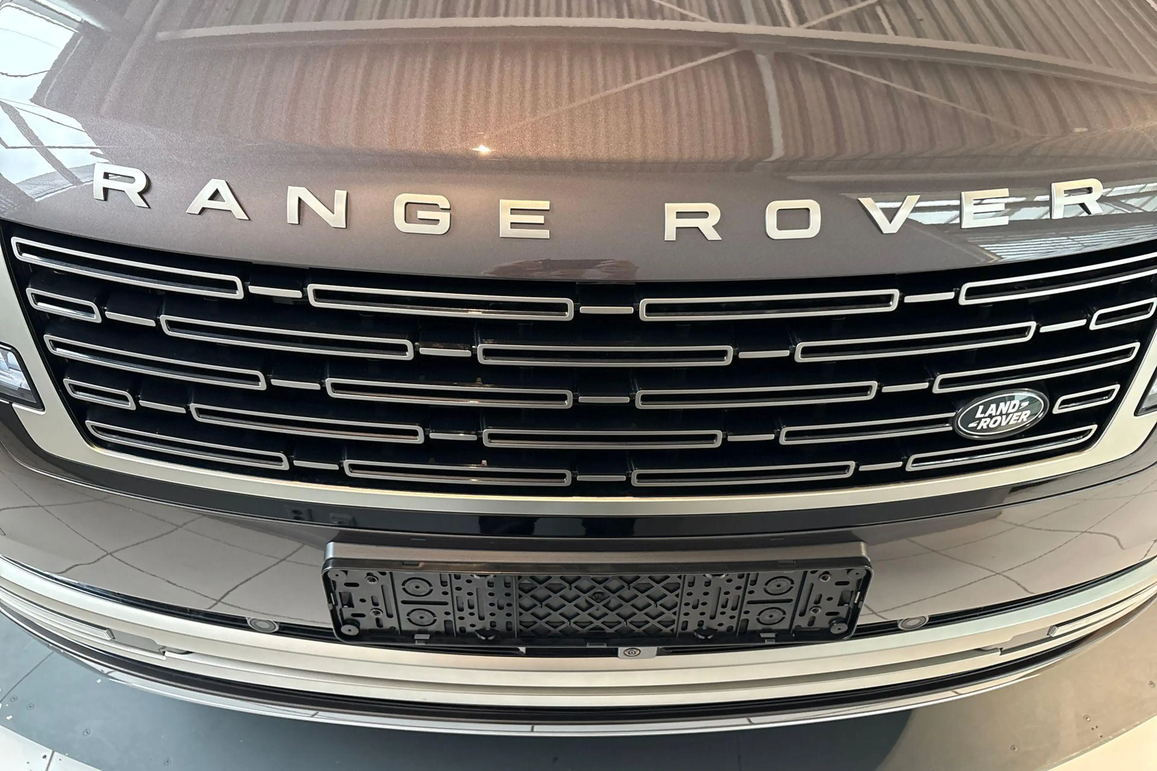 Land Rover Range Rover P460e Westminster Edition | PREMIUM PACK | TOW PAC — photo 24
