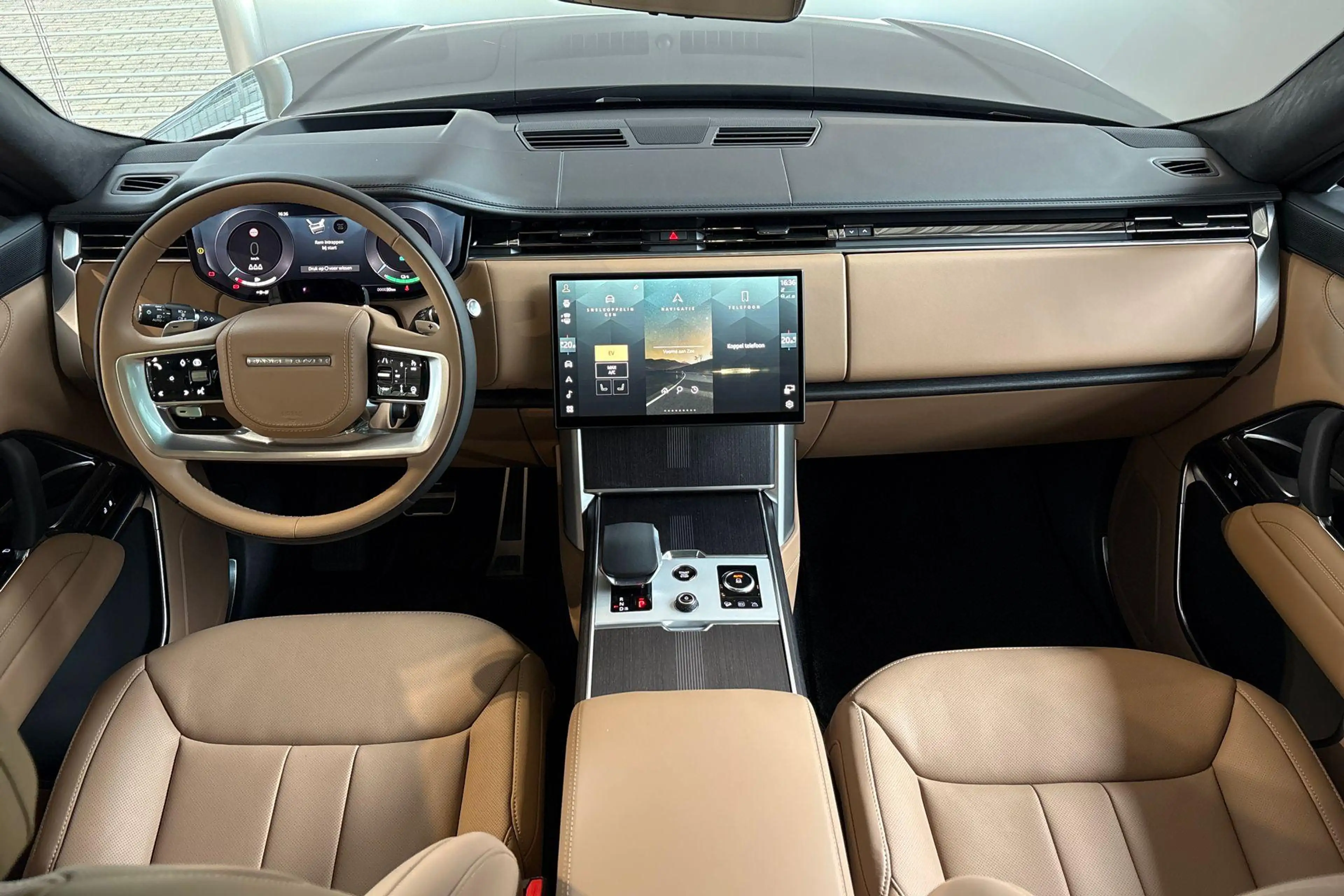 Land Rover Range Rover P460e Westminster Edition | PREMIUM PACK | TOW PAC — photo 5