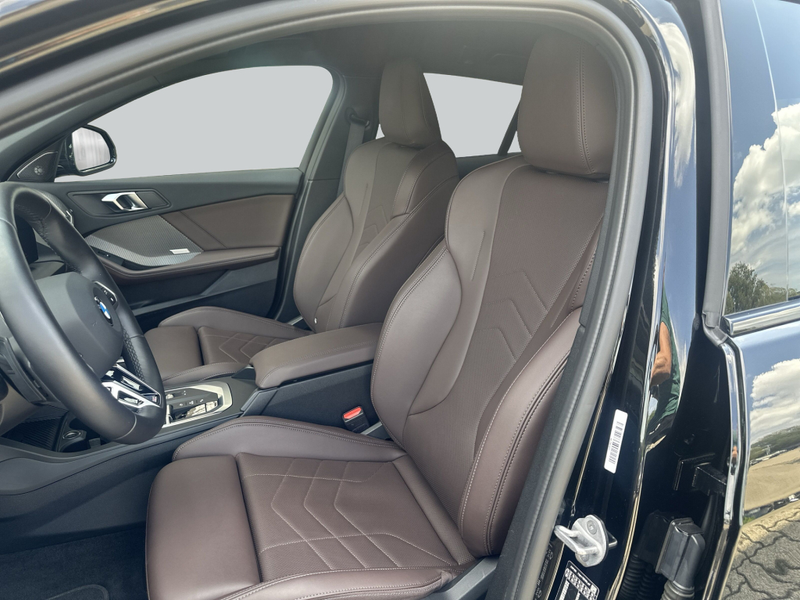 BMW 120 d Aut. — photo 11