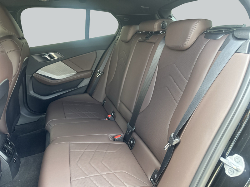 BMW 120 d Aut. — photo 12