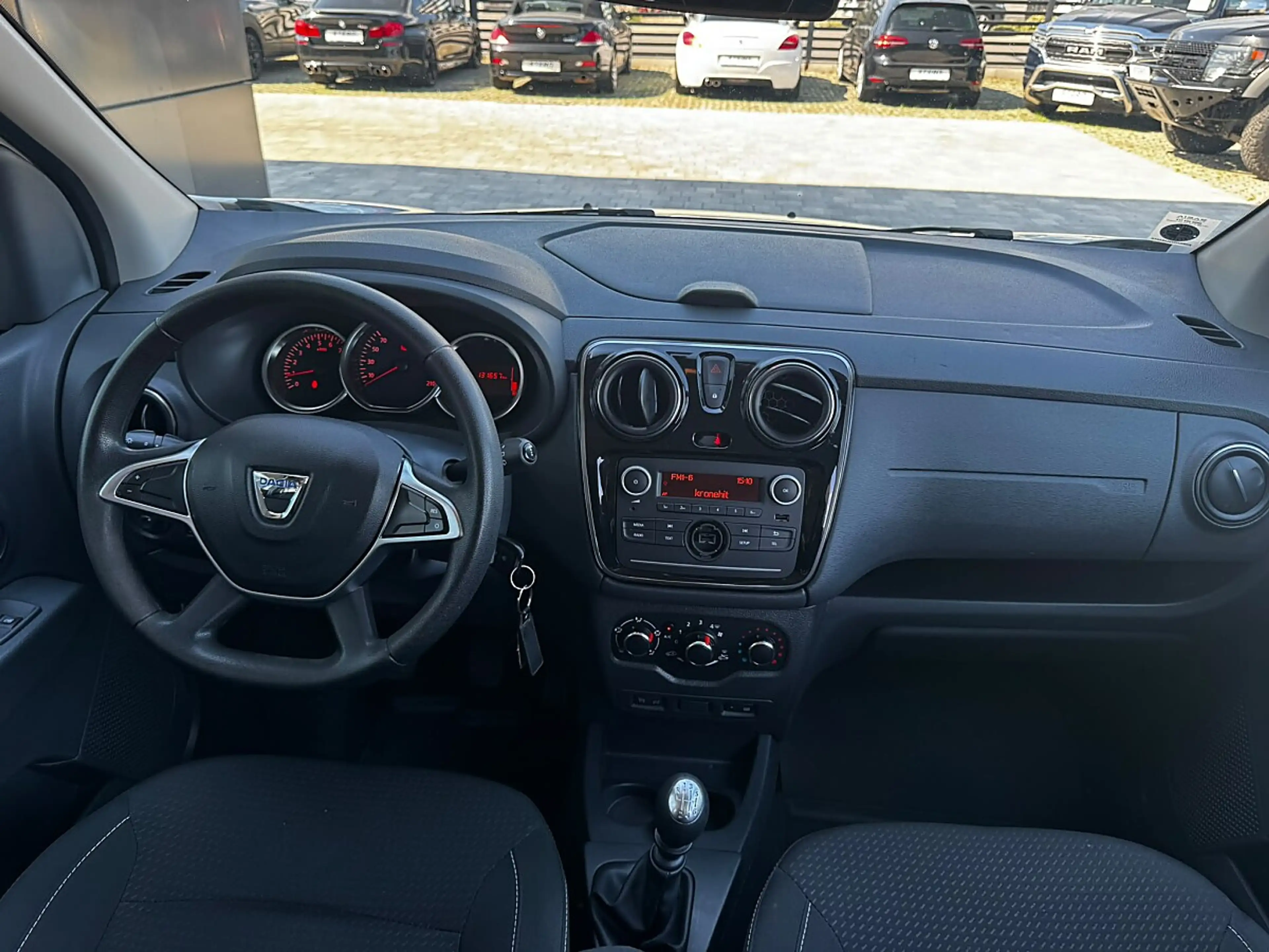 Dacia Lodgy 1.5 BLUE dCi 95 Comfort (EURO 6d) — photo 9
