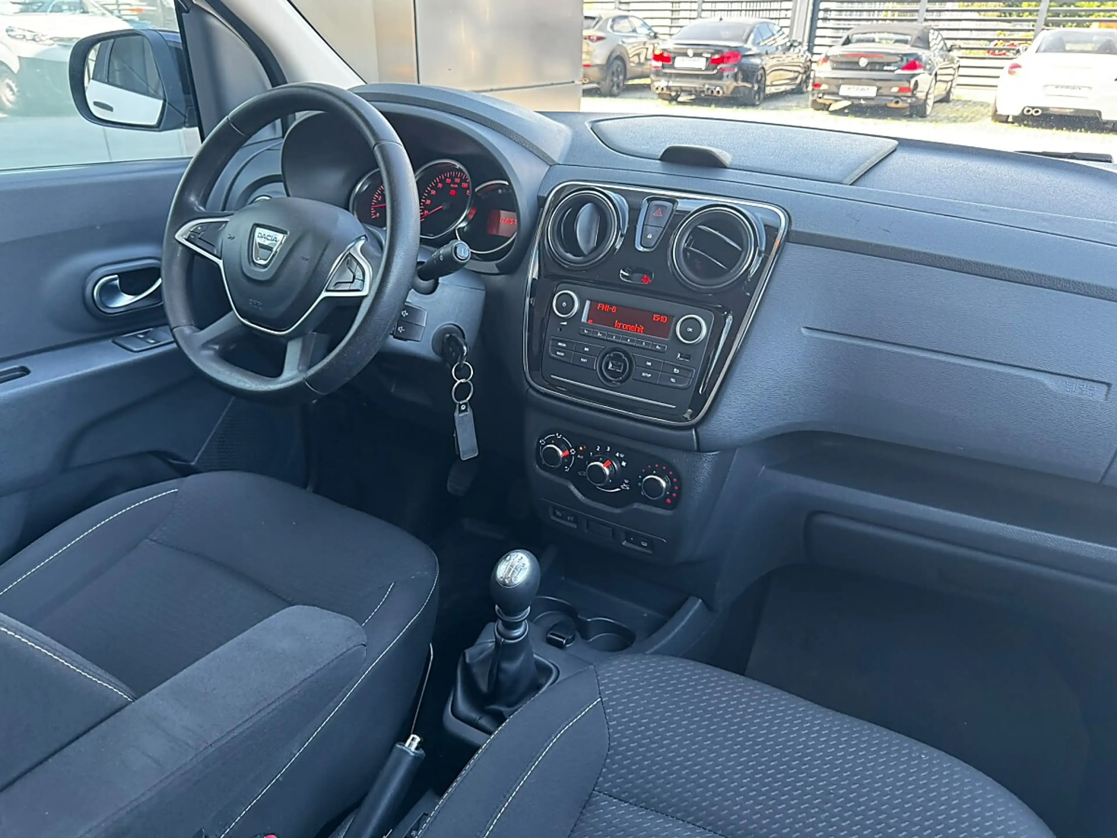 Dacia Lodgy 1.5 BLUE dCi 95 Comfort (EURO 6d) — photo 8