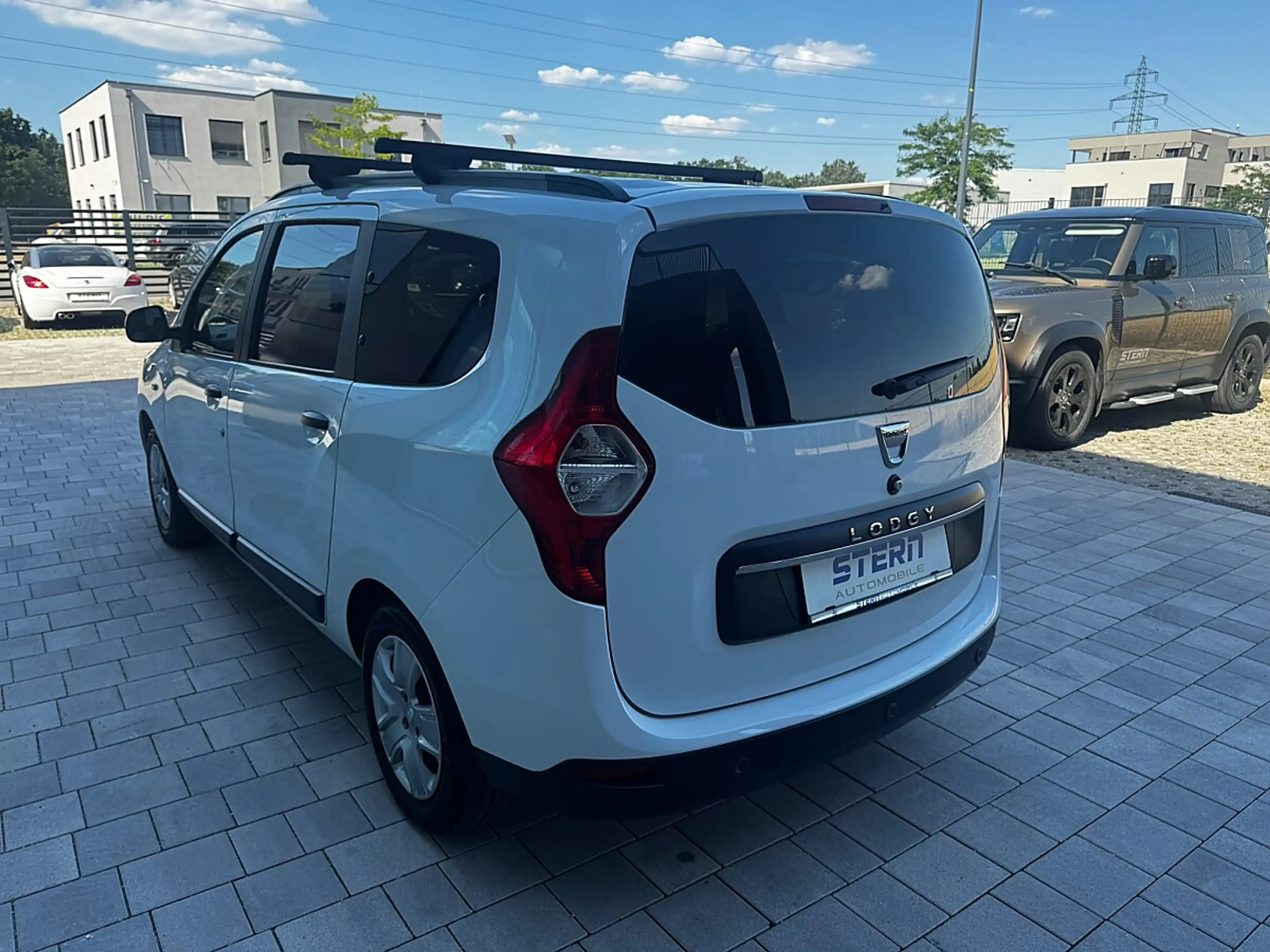 Dacia Lodgy 1.5 BLUE dCi 95 Comfort (EURO 6d) — photo 5