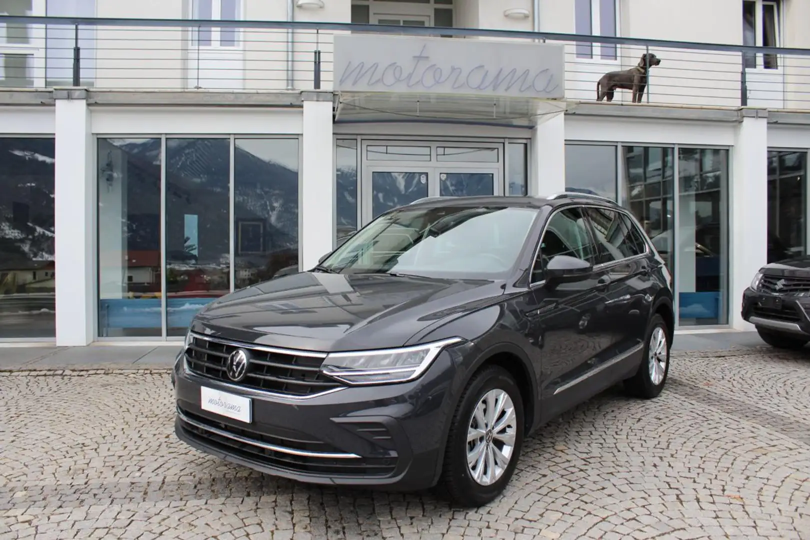 Volkswagen Tiguan 2.0 TDI 150 CV SCR DSG Elegance LED Grigio - 1
