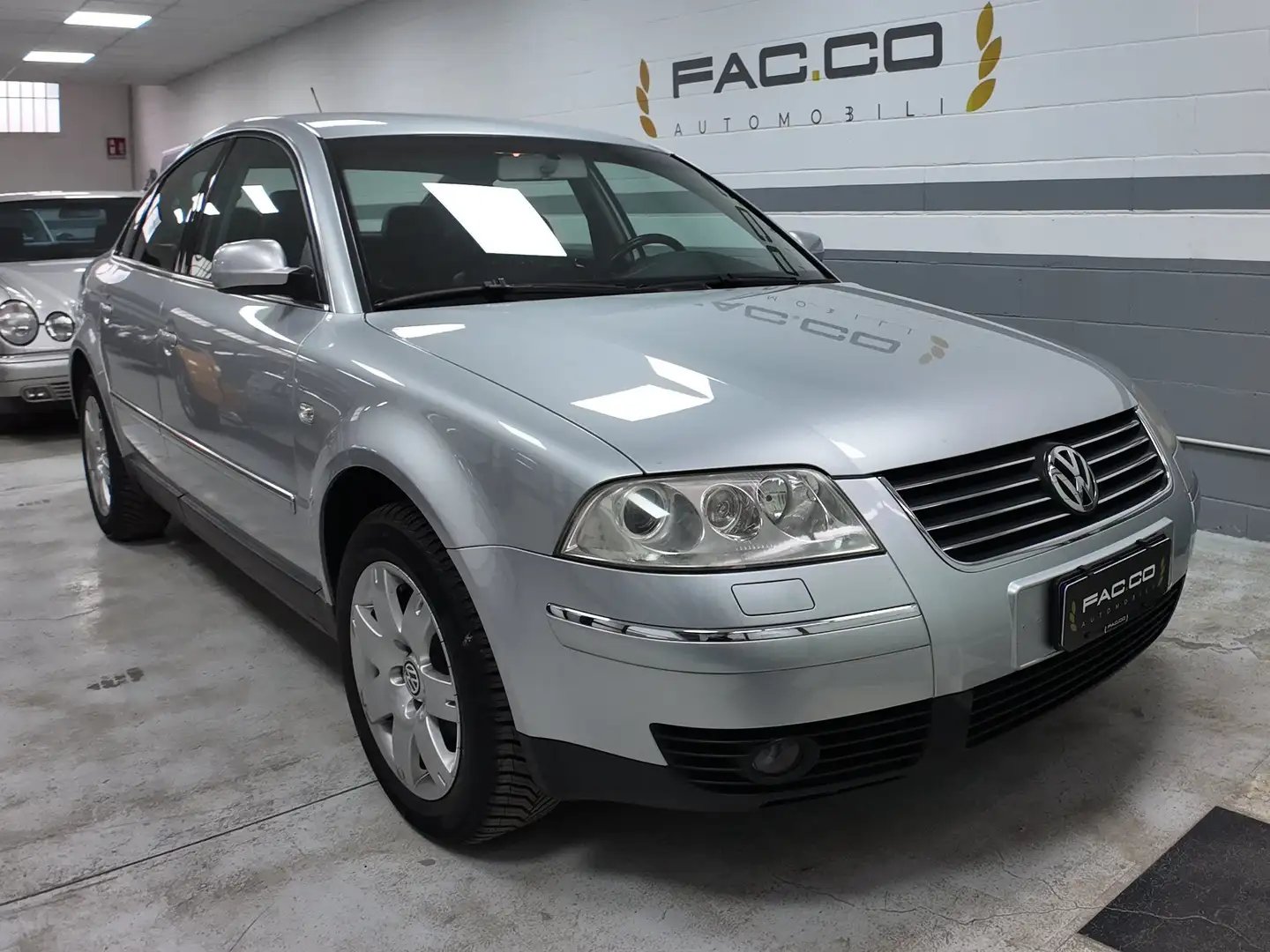 Volkswagen Passat 2.8 V6 4motion MANUALE Argento - 2