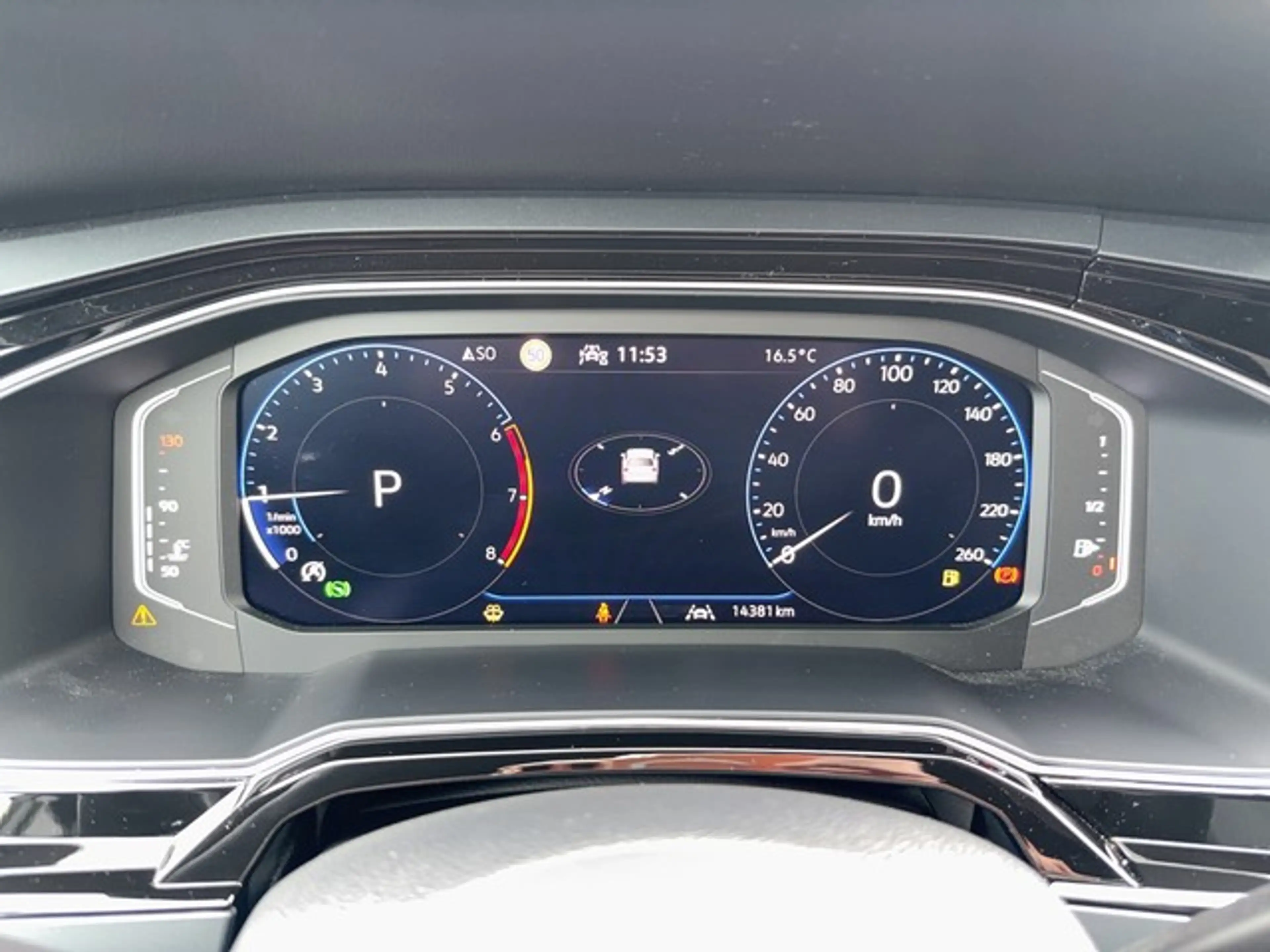Volkswagen Polo 1.0 TSI DSG R-Line — photo 9