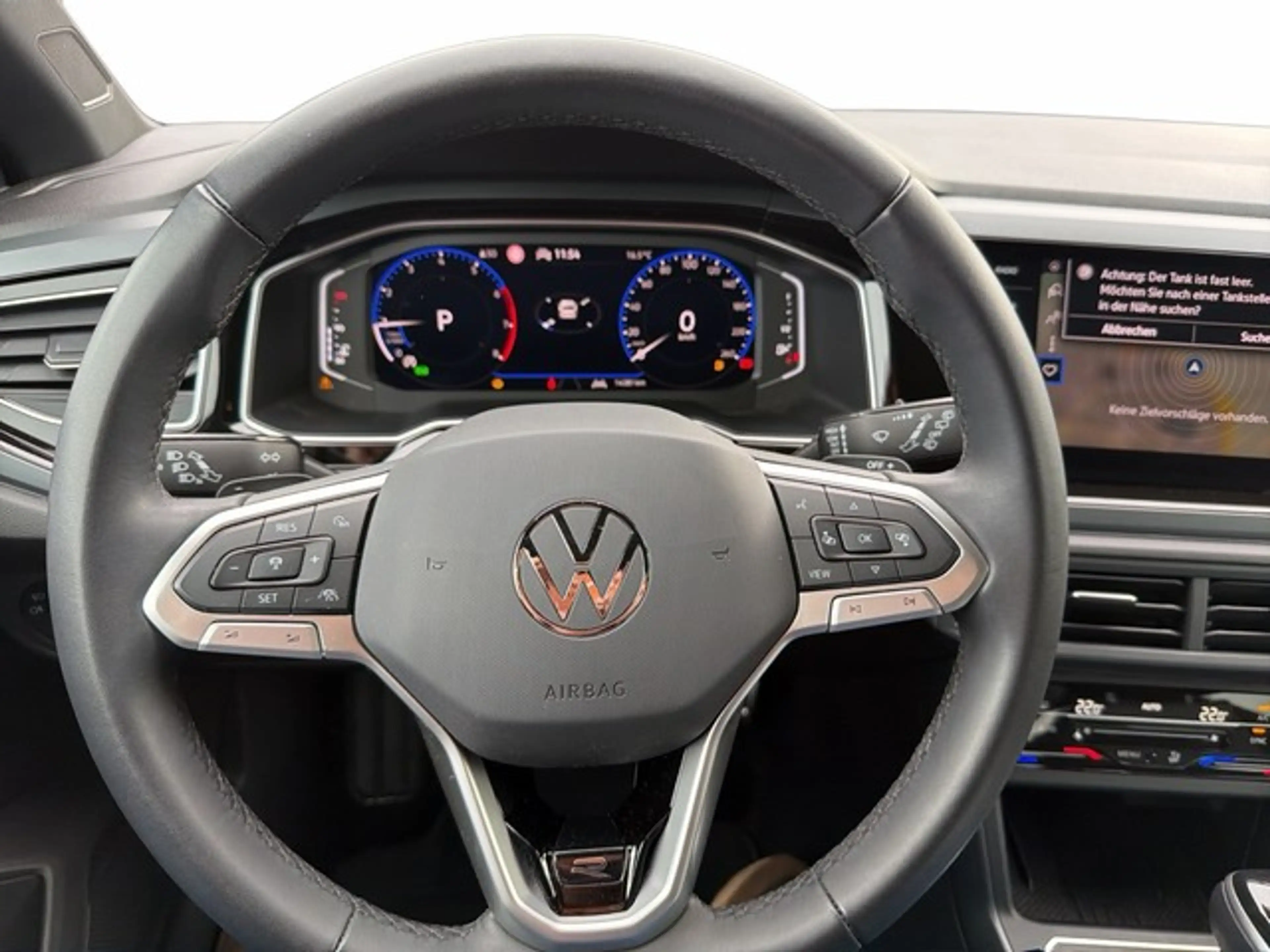Volkswagen Polo 1.0 TSI DSG R-Line — photo 15