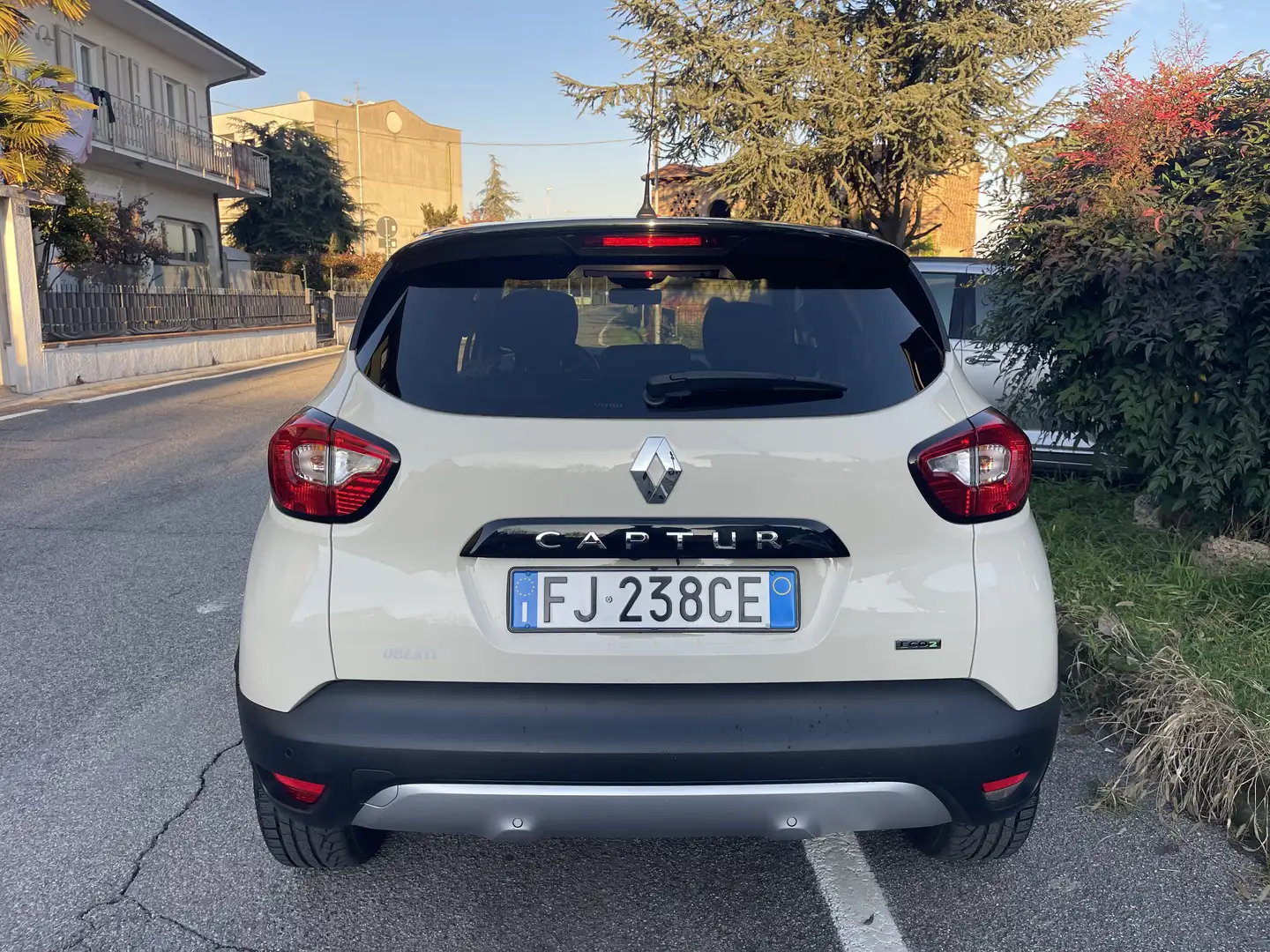 Renault Captur Captur I 1.5 dci (Intens energy r-link) 90cv E6 Beige - 1